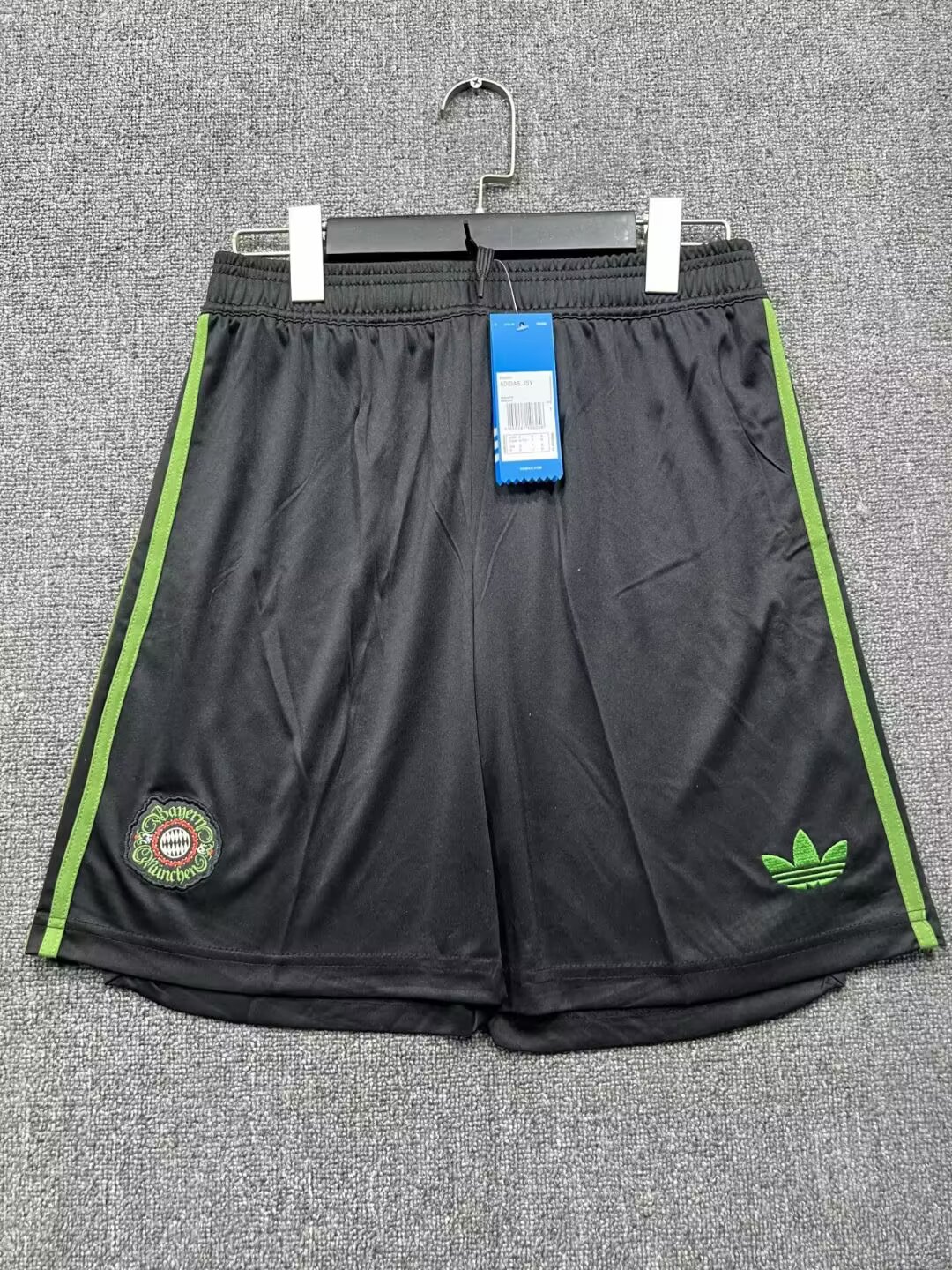 2025/2026 Bayern Munich Oktoberfest Football Shorts 1:1 Thai Quality