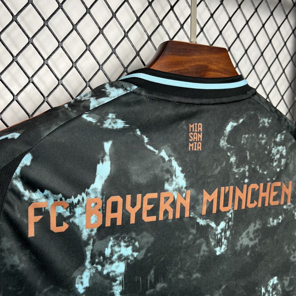 2024/2025 Bayern Munich Away Football Jersey 1:1 Thai Quality