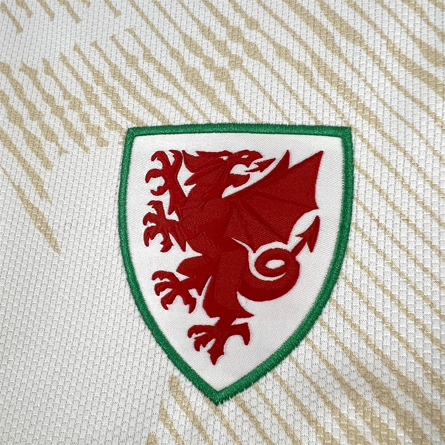 Wales 2026 Away Jersey - Fans Version - UnitedFutballJersey