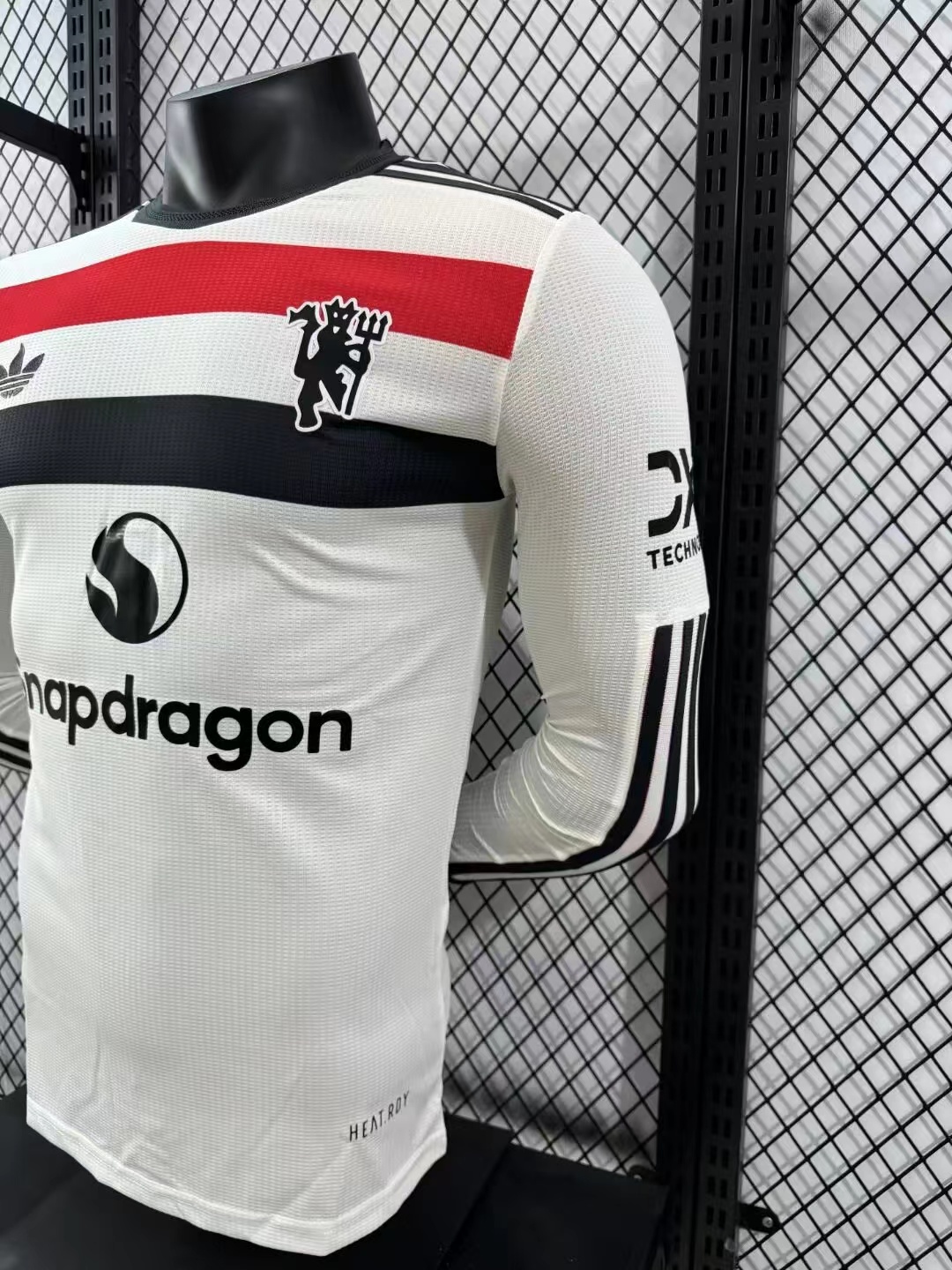 2024/2025 Player Version Manchester United Third Away Long Sleeve Football Shirt 1:1 Thai Quality