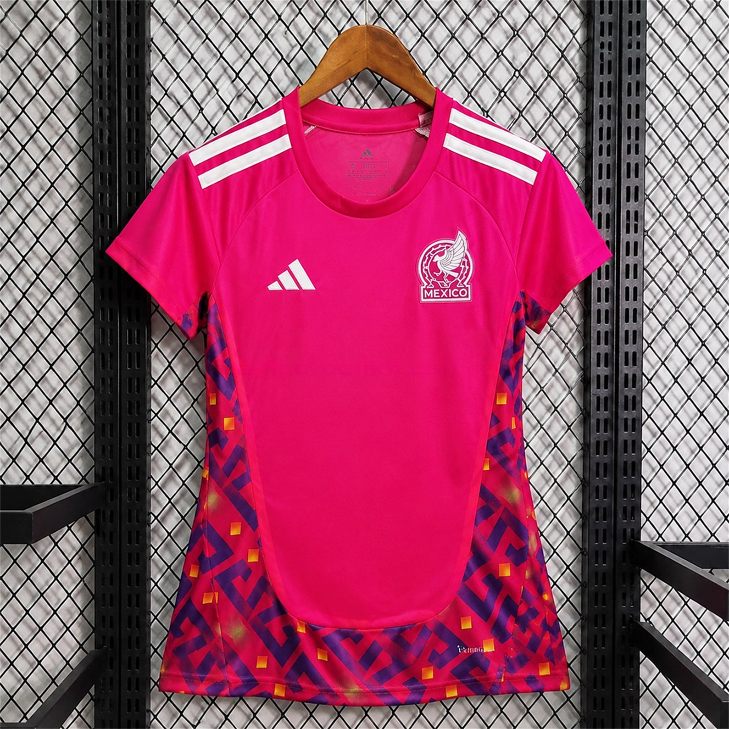 Women's Mexico 2026 Pink Goalkeeper Jersey - Fans Version - UnitedFutballJersey