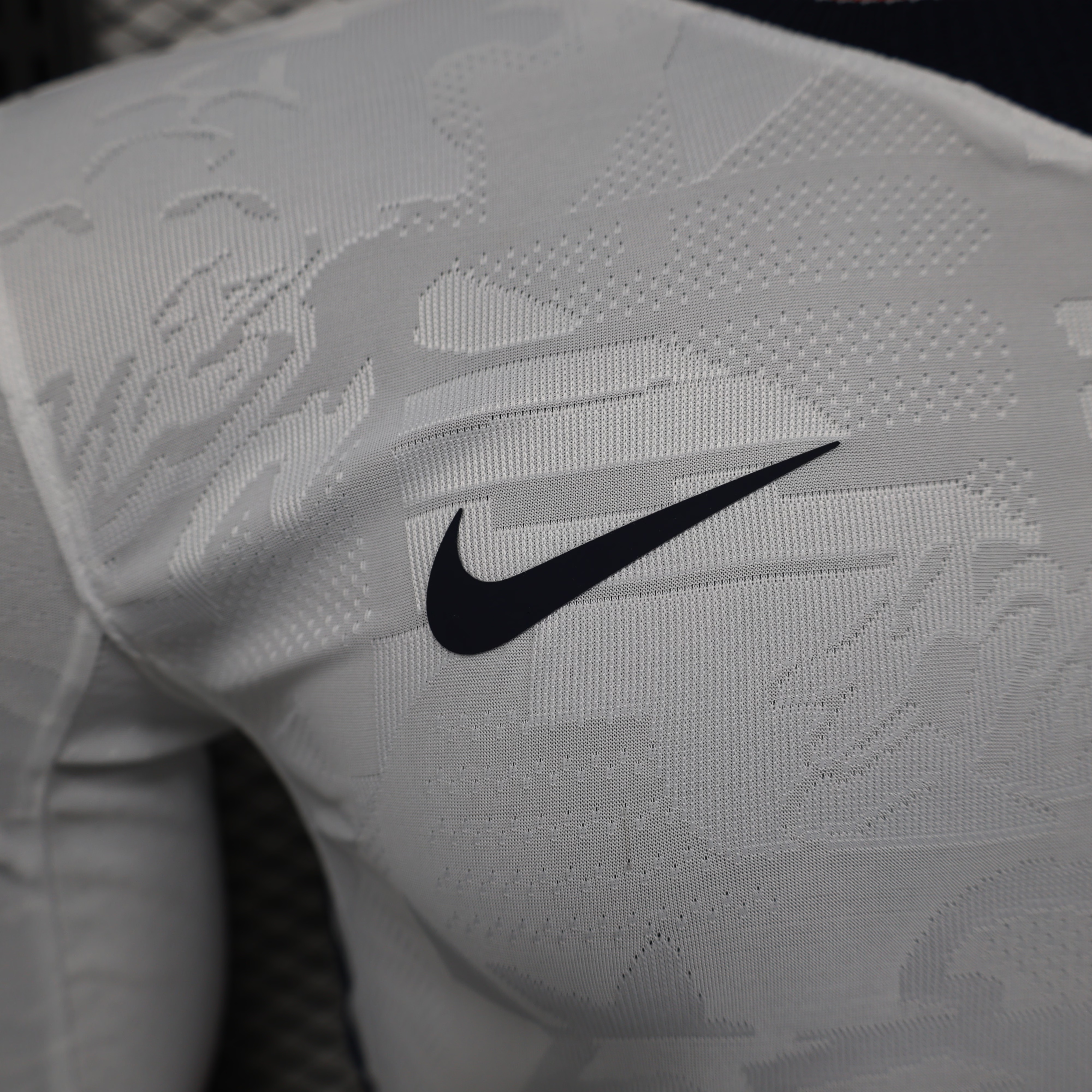 2026 Long Sleeve Player Version England Home Football Jersey 1:1 Thai quality