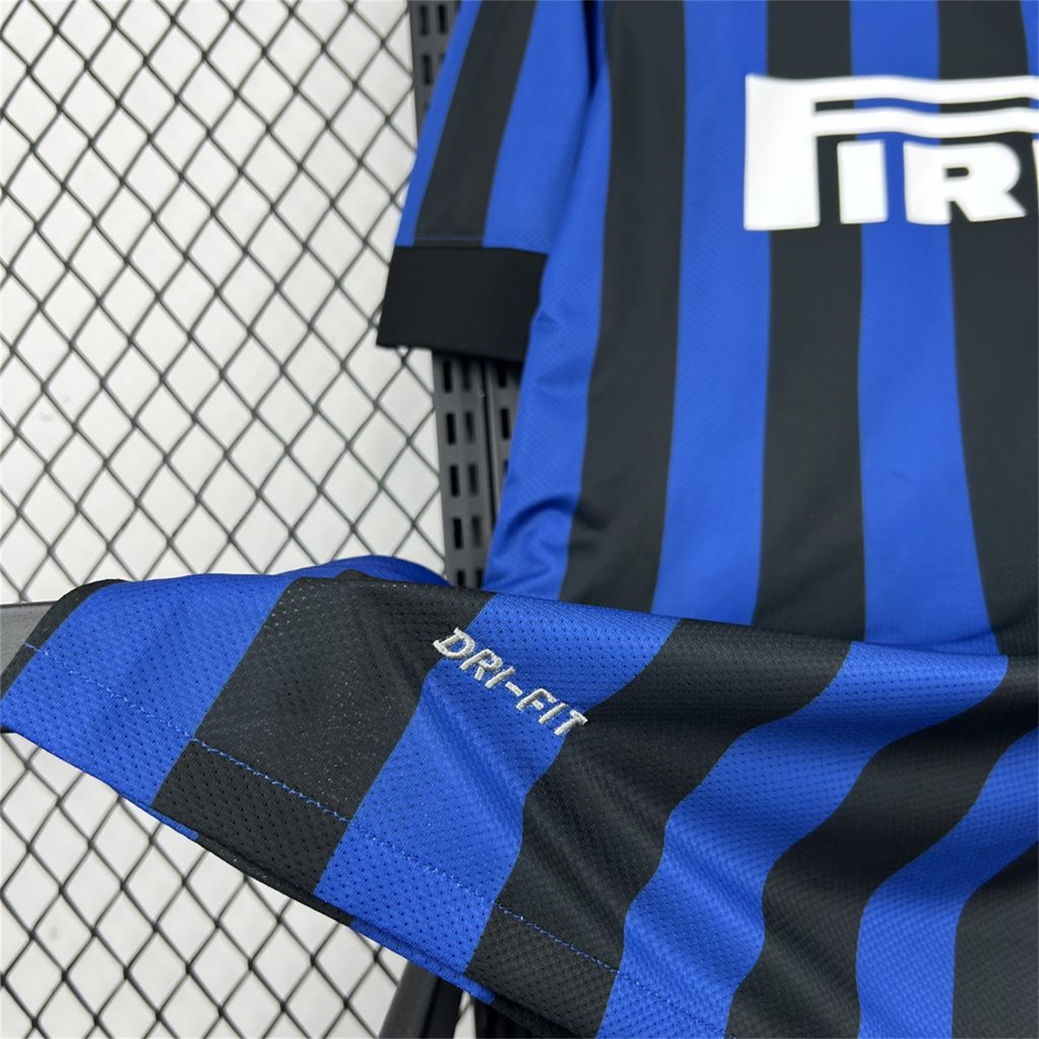 Retro Inter Milan 2011-12 Home Jersey - Fans Version - UnitedFutballJersey