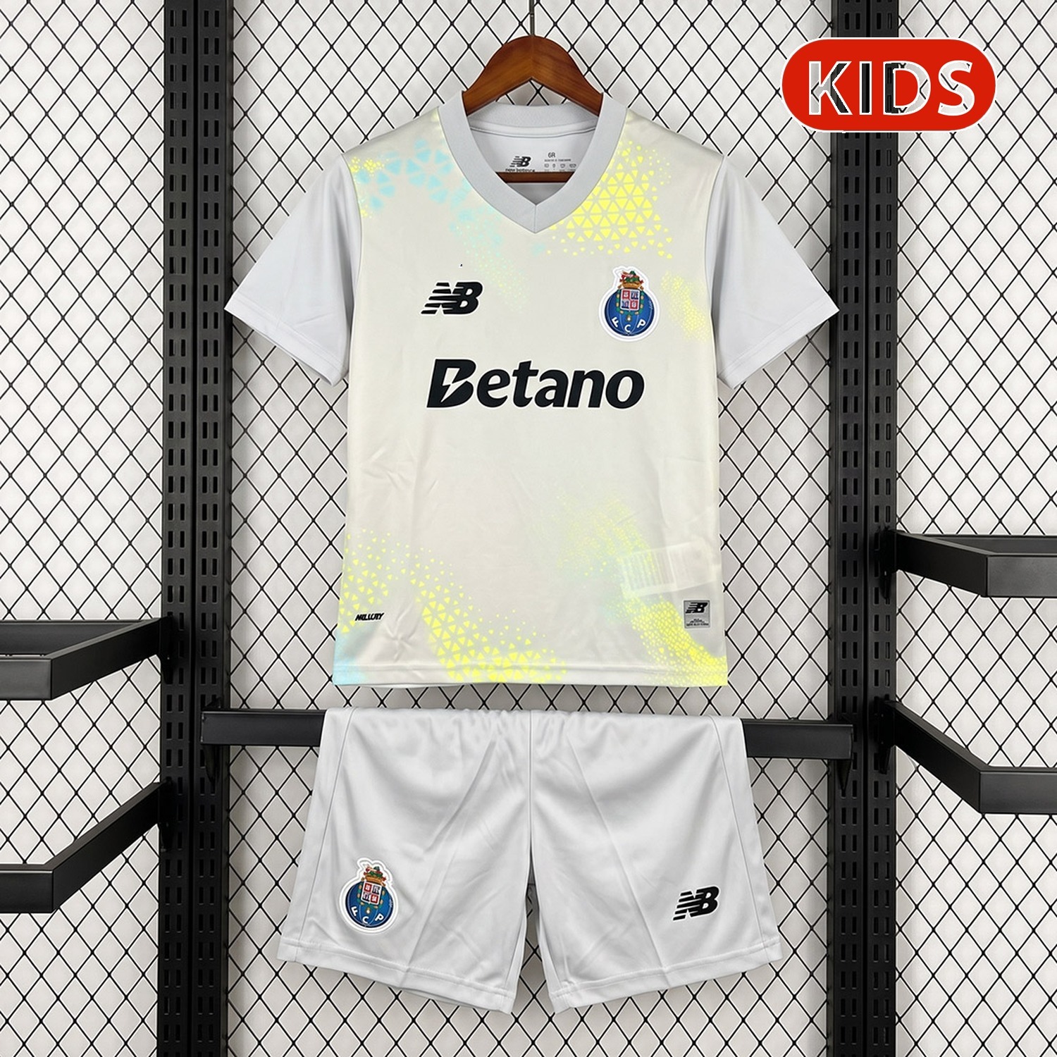 Porto 26-27 White Goalkeeper Kids Kit - UnitedFutballJersey