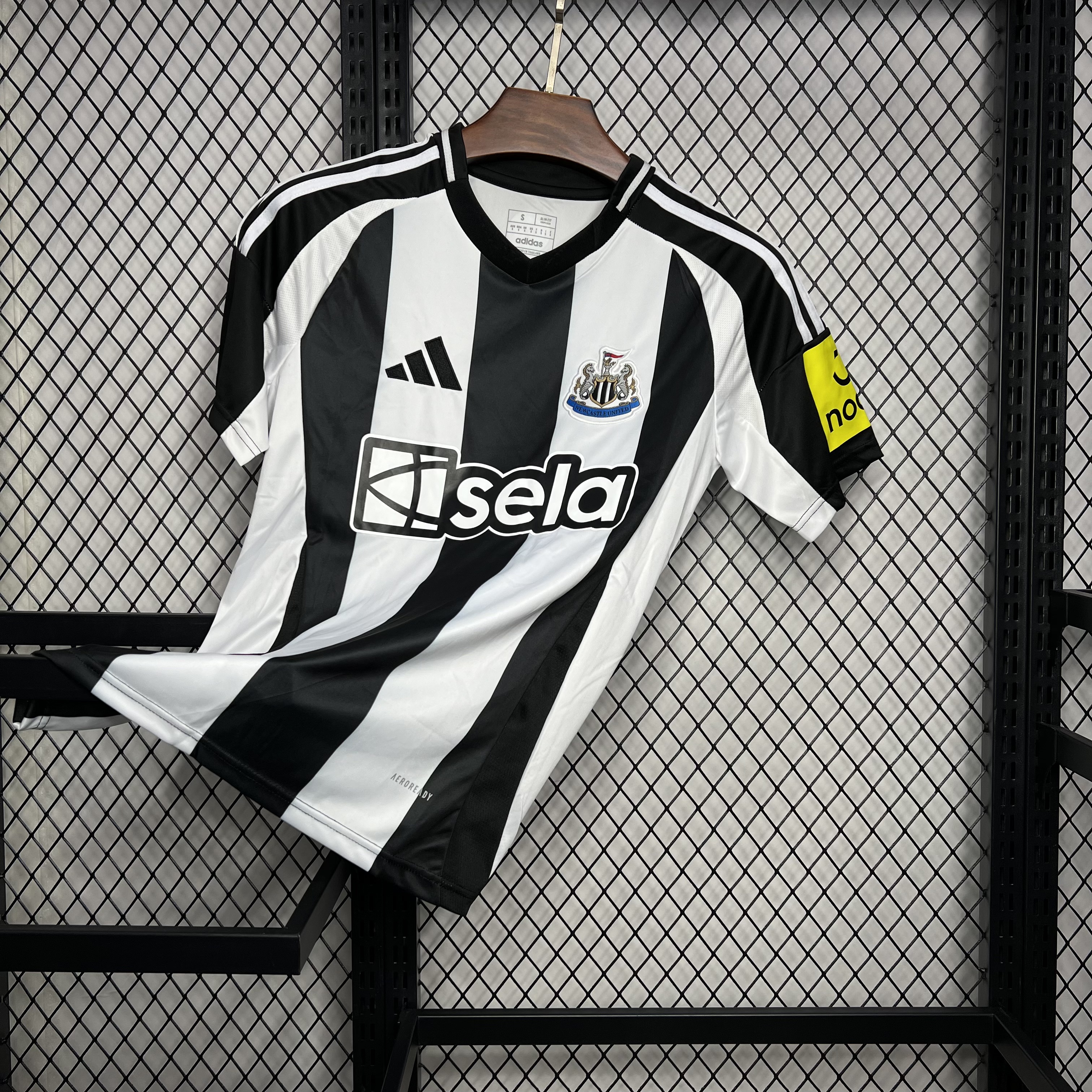 2024/2025 Newcastle United Home Soccer Jersey