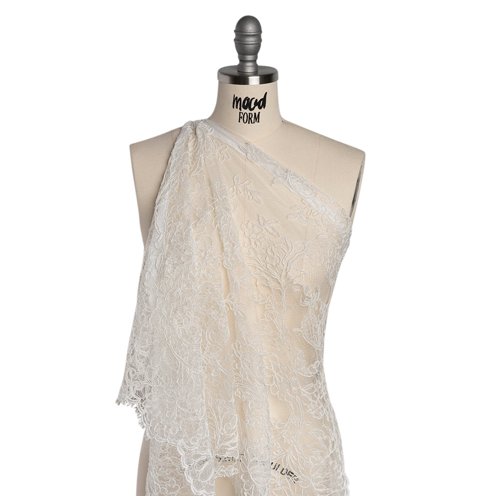Corded Lace with Finished Edges - Off White Floral - Joann Fabrics