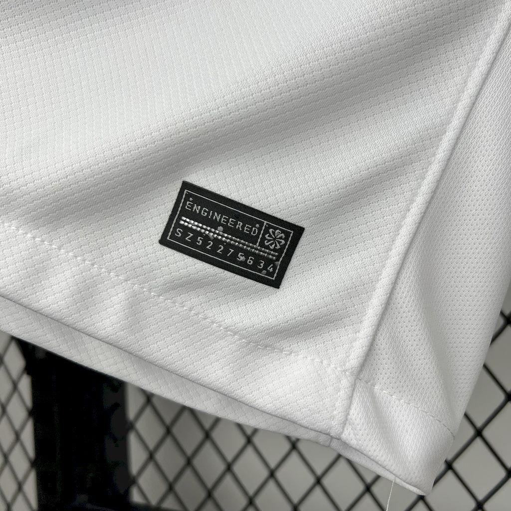 2025/2026 Barcelona Special Edition White Football Jersey 1:1 Thai Quality