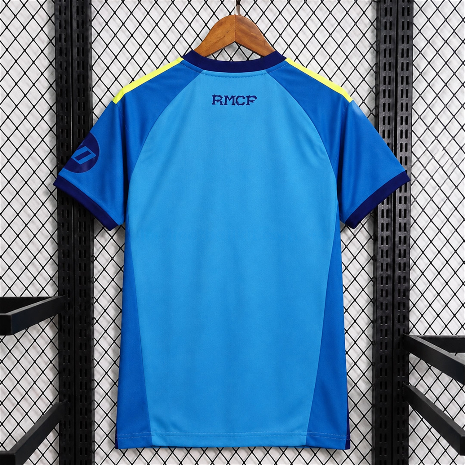 Real Madrid 26-27 Blue Goalkeeper Jersey - Fans Version - UnitedFutballJersey