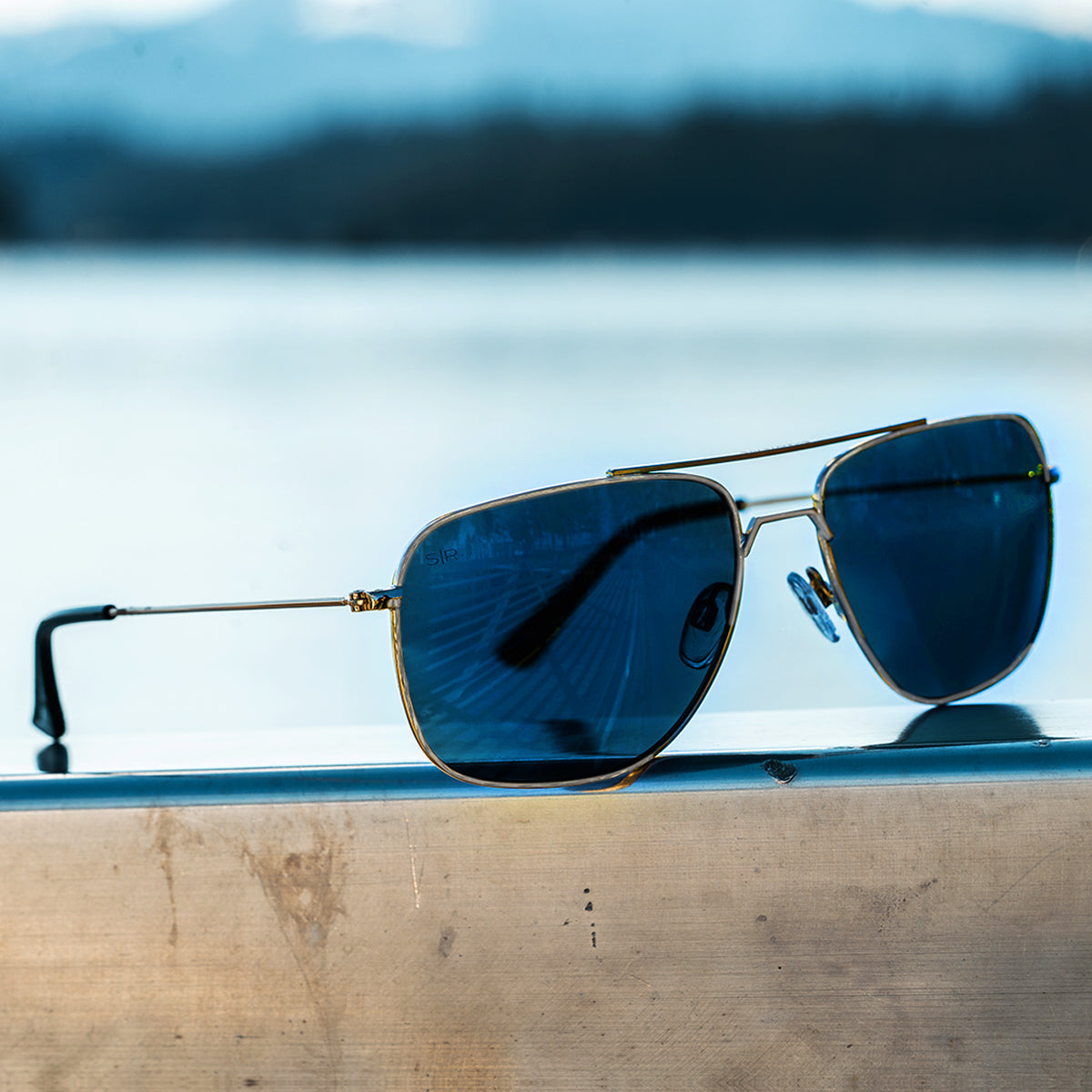 Navigator – Navy Silver Polarized