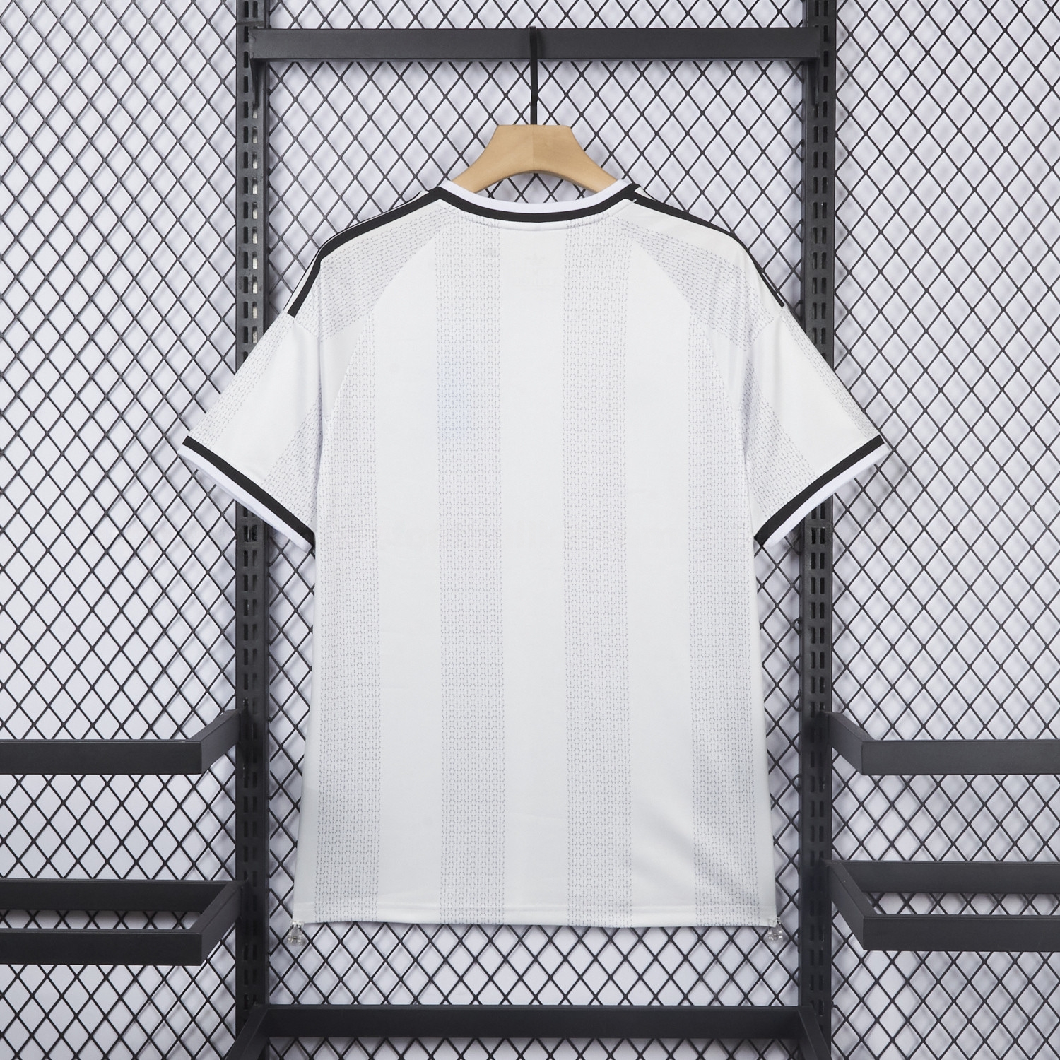 Frankfurt 26-27 Away White Jersey - Fans Version - UnitedFutballJersey