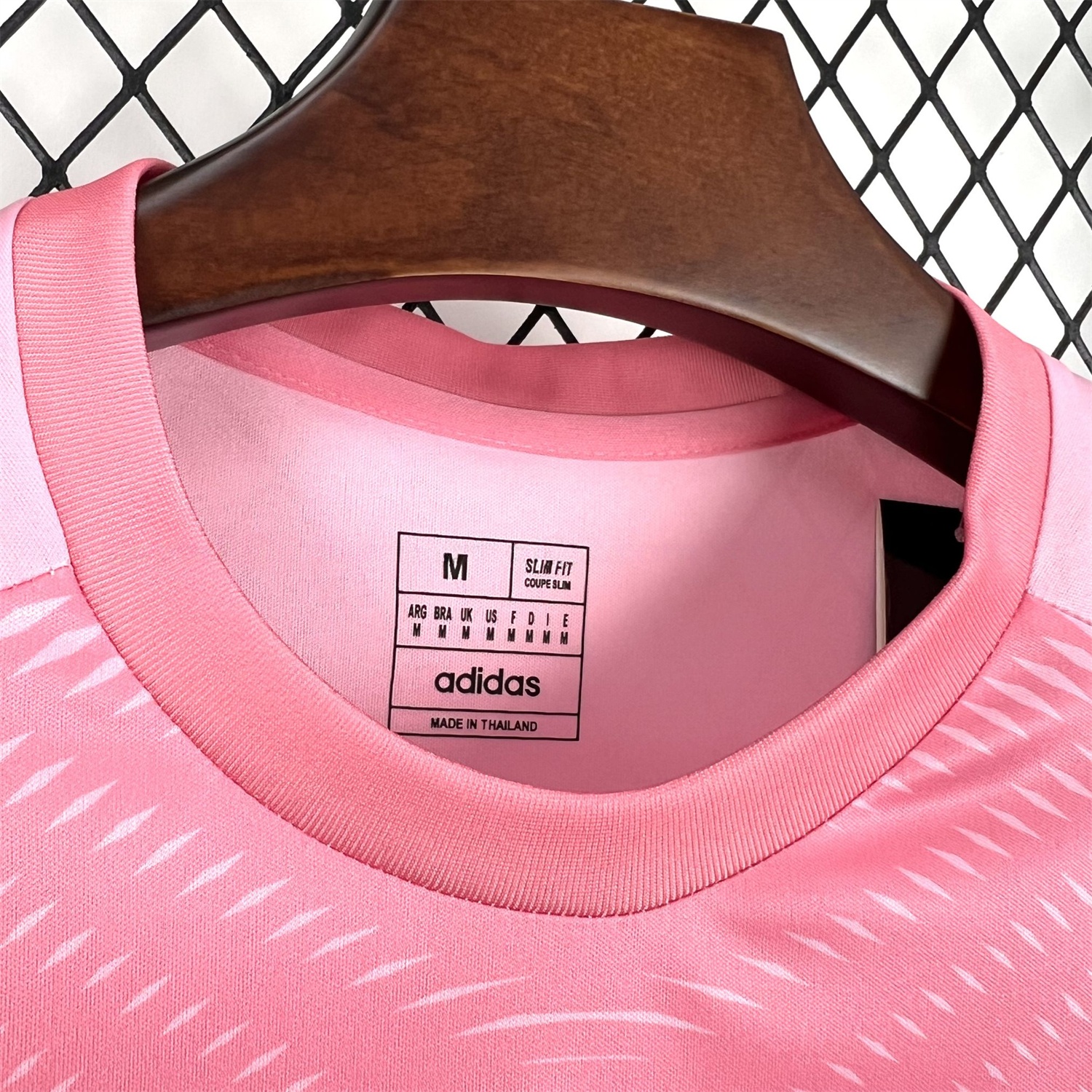 Spain 2026 Soft Pink Goalkeeper Jersey - Fans Version - UnitedFutballJersey