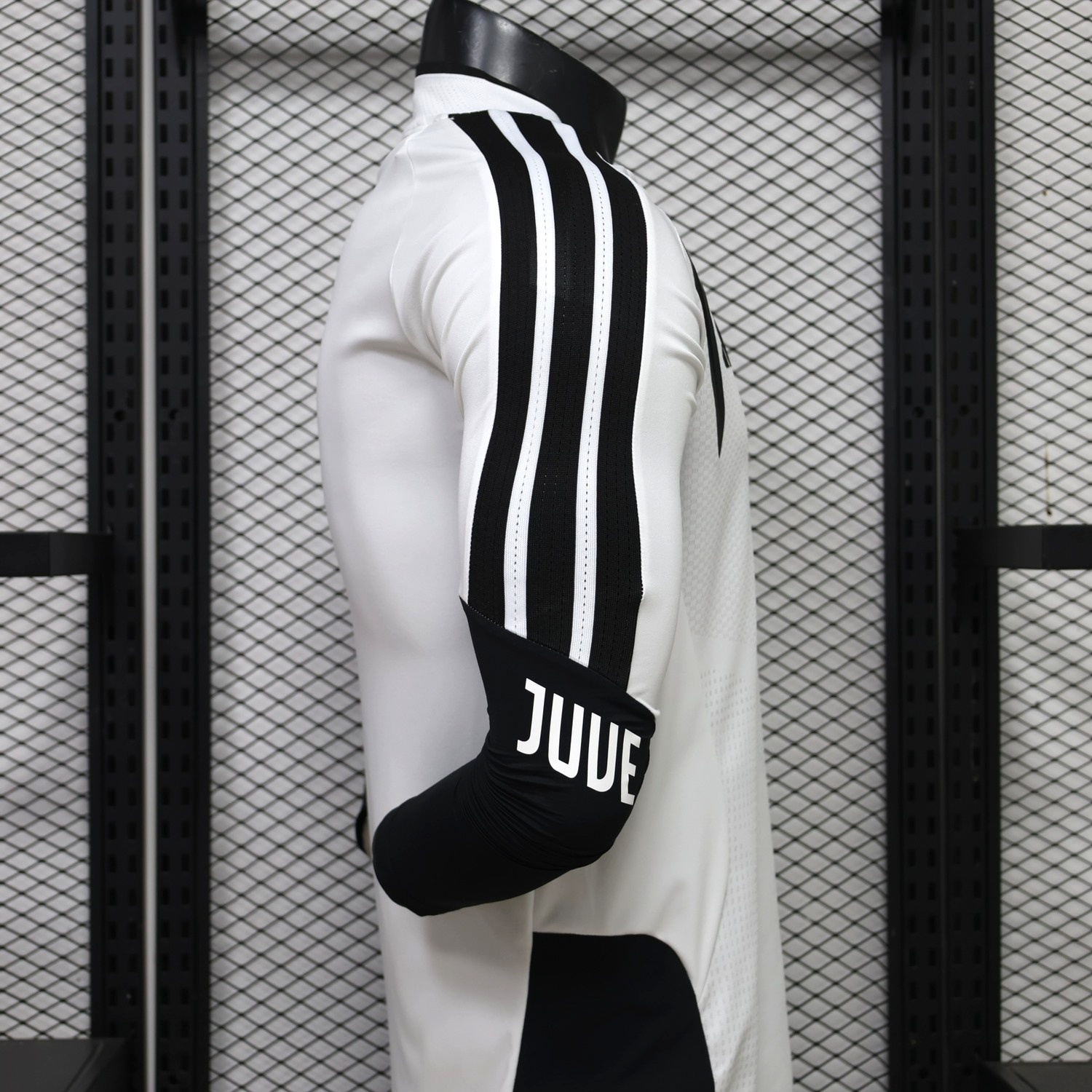 Juventus 26-27 White Long Sleeves Training Jersey - Player Version - UnitedFutballJersey