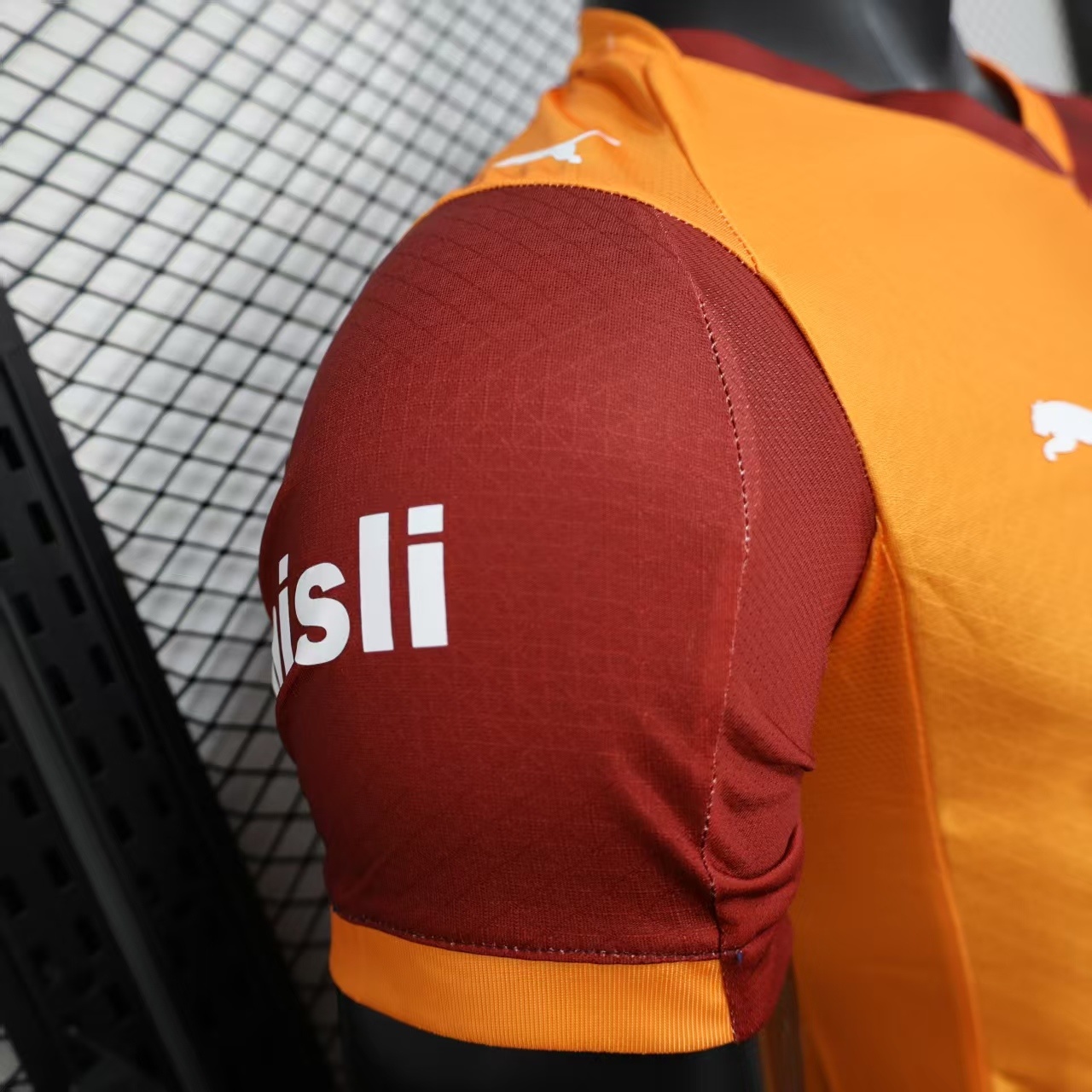 2025/2026 Player Version Galatasaray Home Football Shirt 1:1 Thai Quality