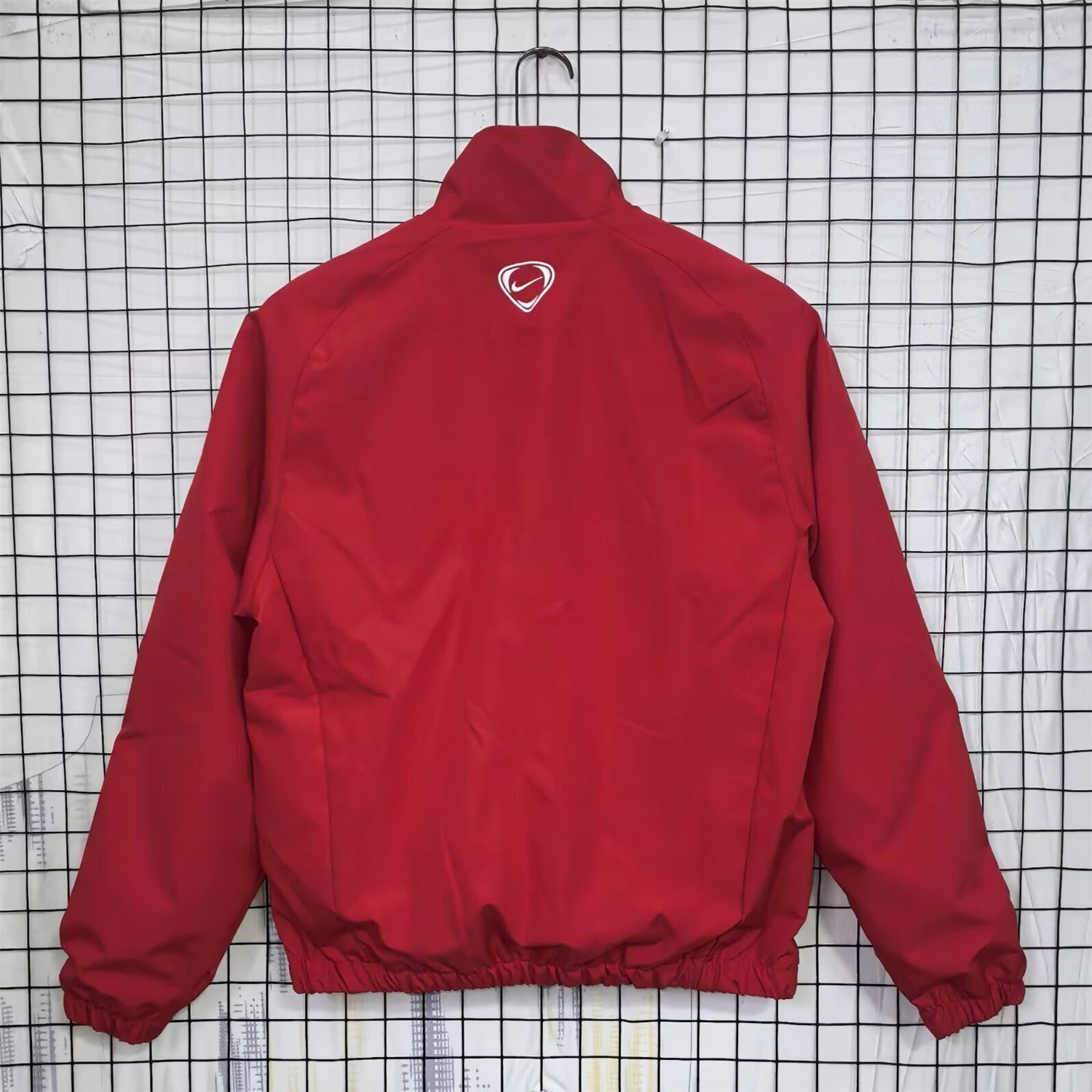 Retro Manchester United 2010-11 Red Windbreaker Jacket - UnitedFutballJersey