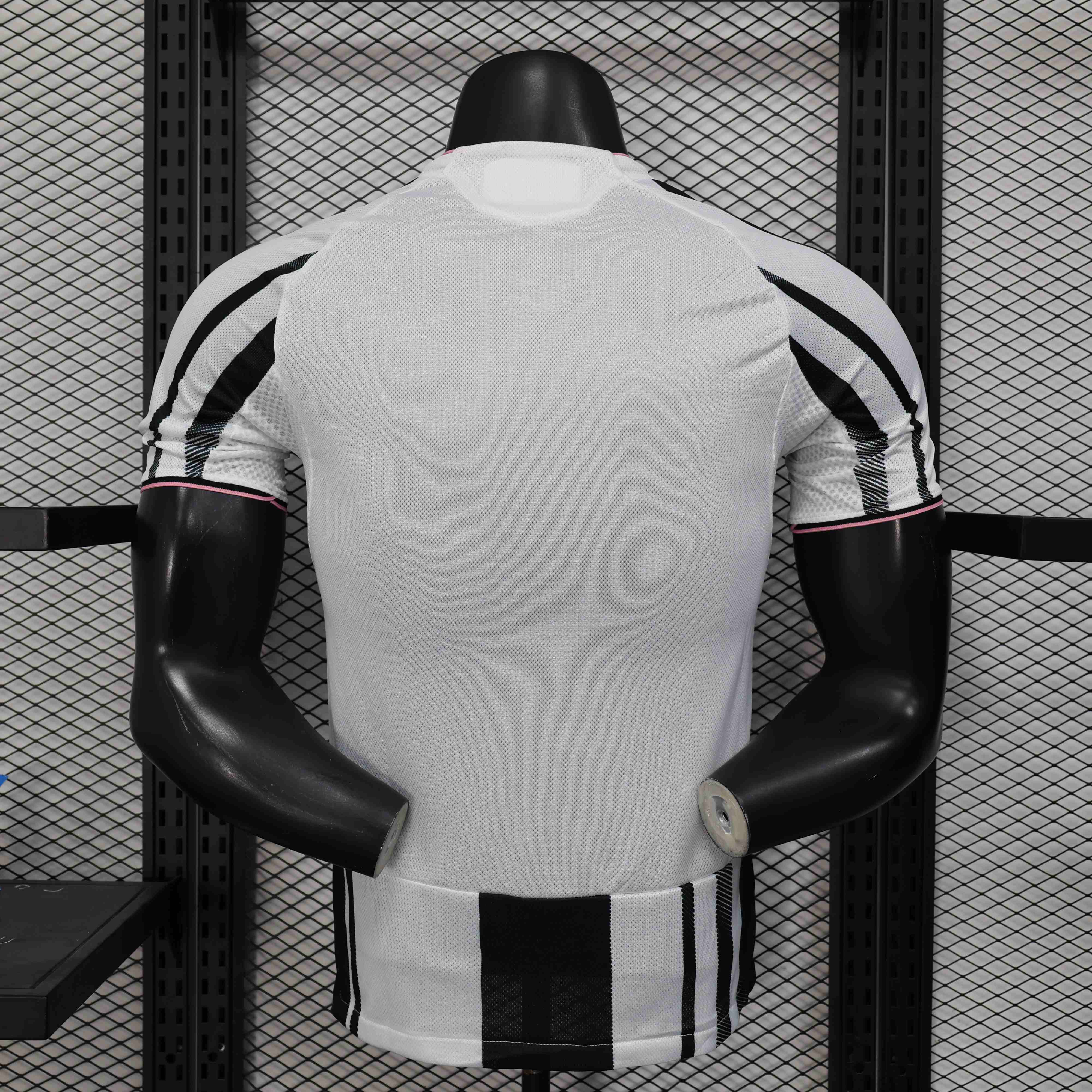 2025/2026 Player Version Juventus Home Football Shirt 1:1 Thai Quality