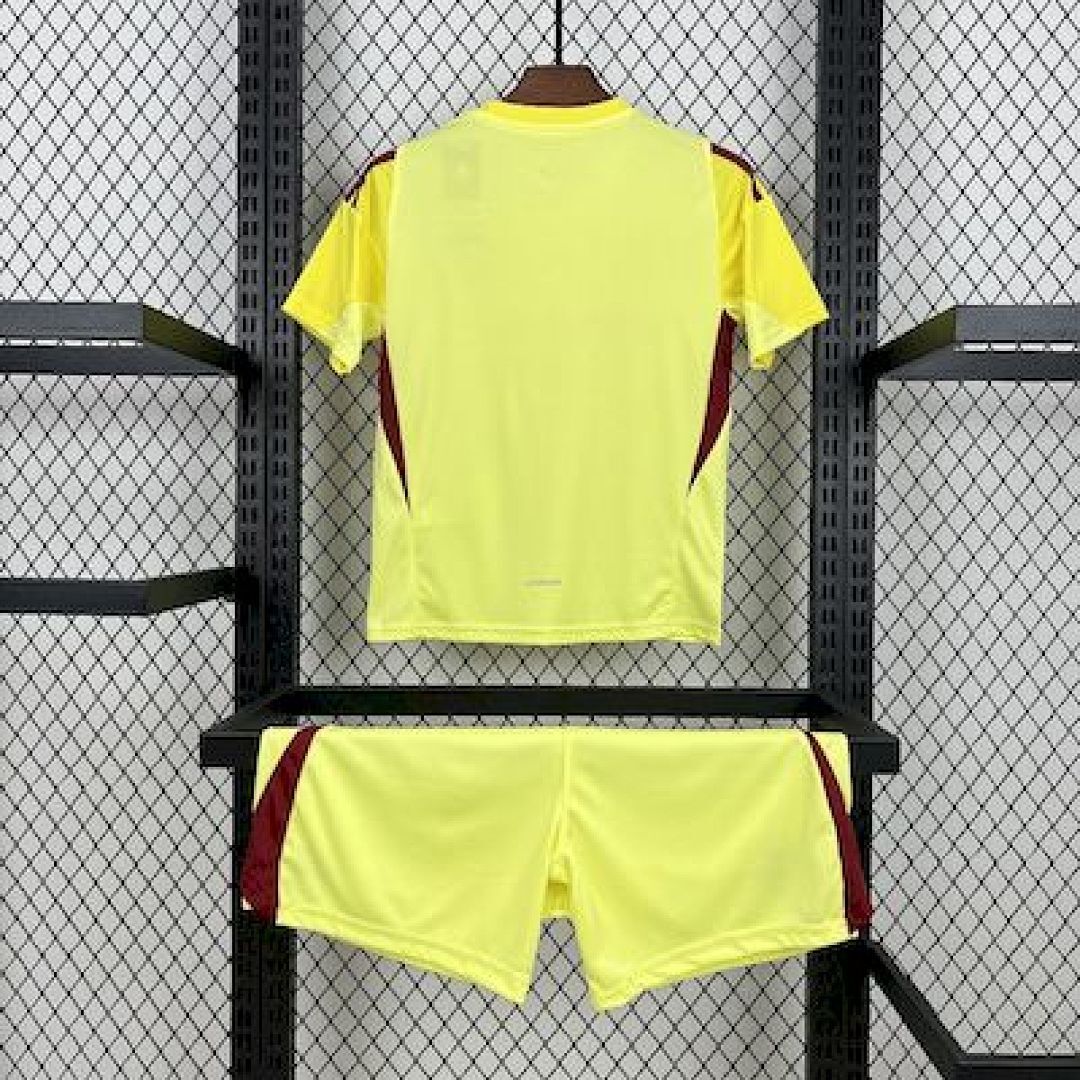 2025/2026 Real Madrid Goalkeeper 01 Football Shirt 1:1 Thai Quality Kids Size