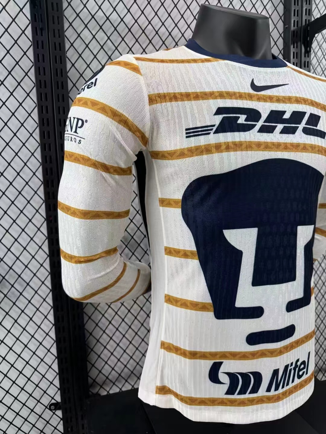 2024/2025 Long Sleeve Pumas UNAM Home Player Version  Football Shirt 1:1 Thai Quality
