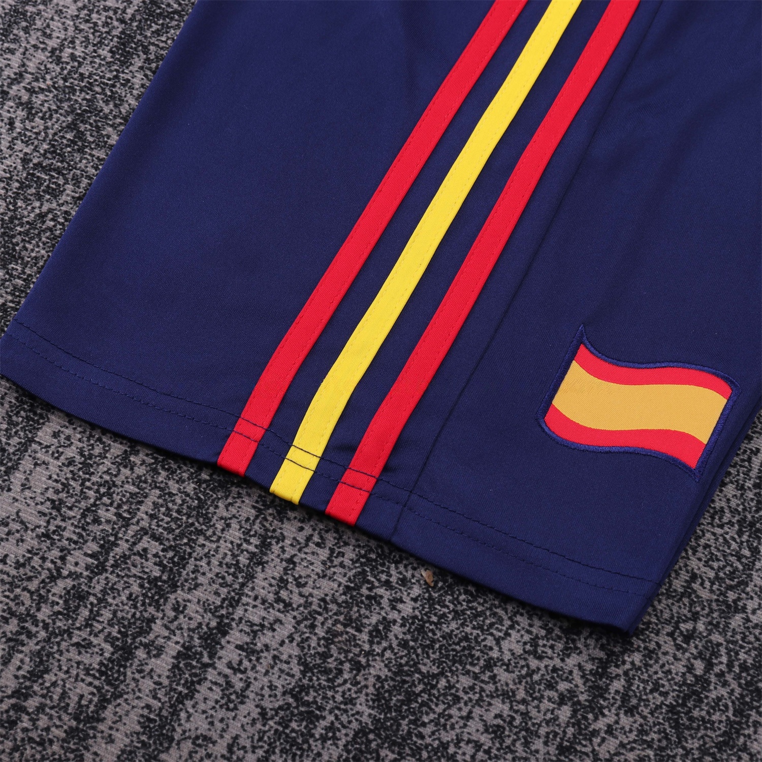 Retro Spain 2010 Away Kids Kit - UnitedFutballJersey