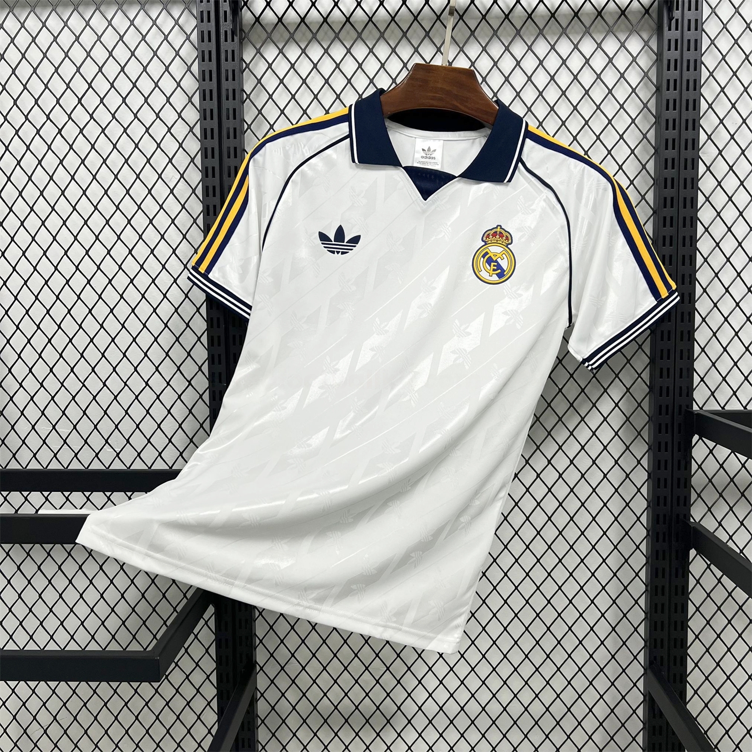 Real Madrid 26-27 White Casual Jersey - Fans Version - UnitedFutballJersey