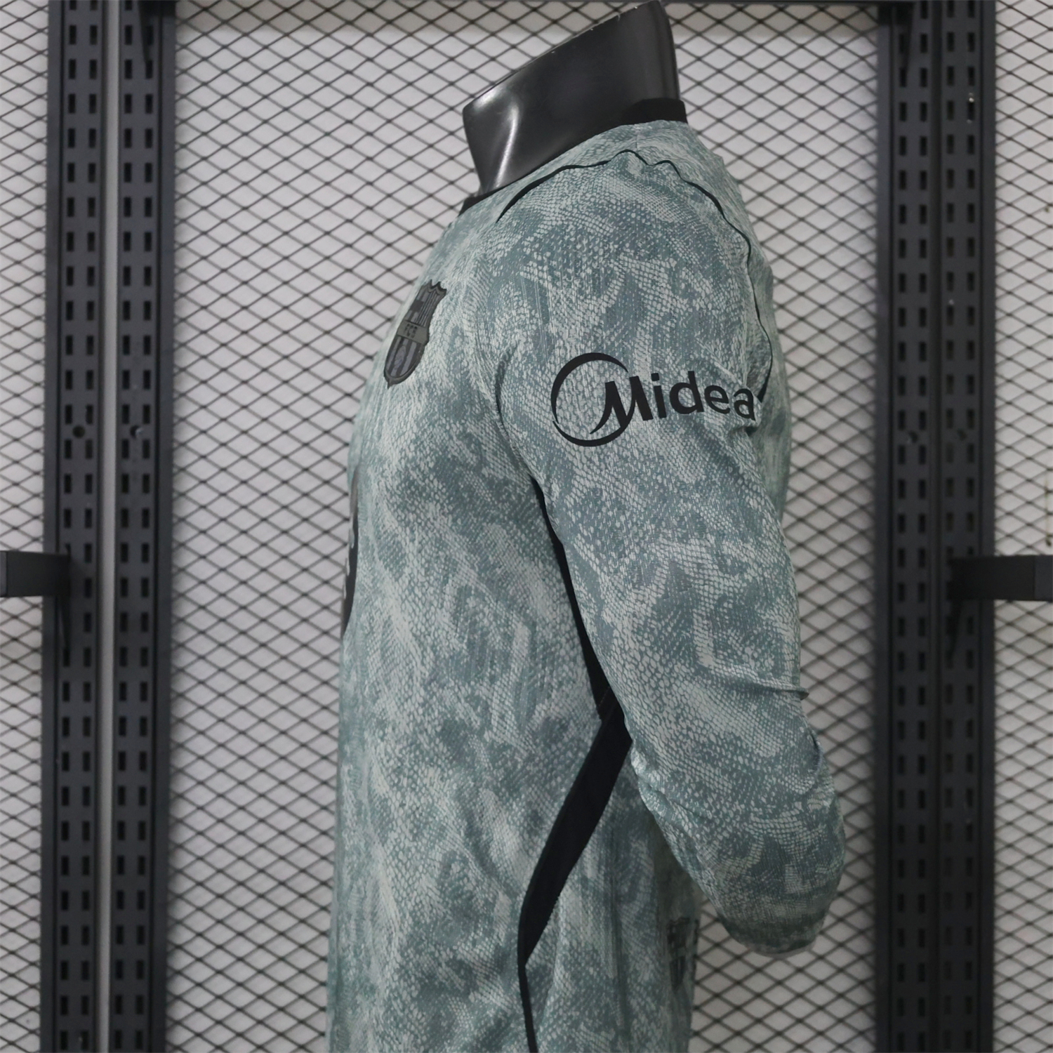 Barcelona 26-27 Goalkeeper Grey Long Sleeves Jersey - Player Version - UnitedFutballJersey