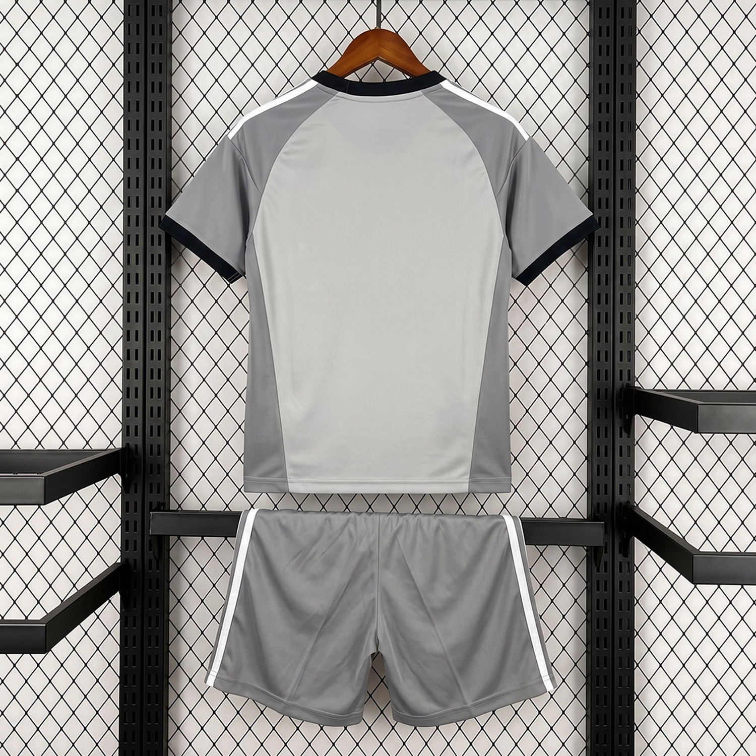 Nottingham Forest 26-27 Grey Goalkeeper Kids Kit - UnitedFutballJersey
