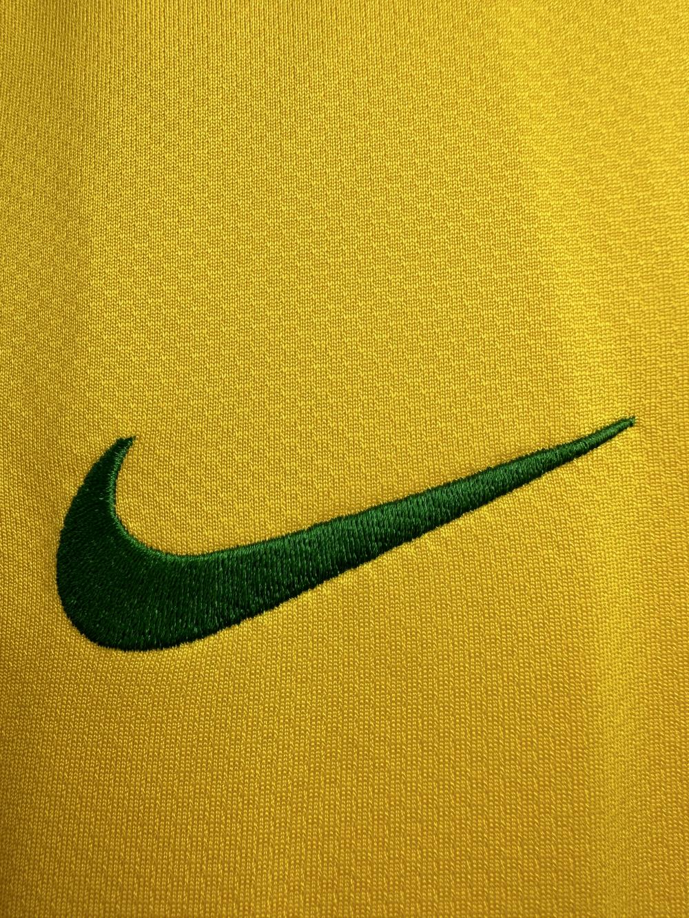 2006 Retro Brazil Home Soccer Jersey 1:1 Thai Quality