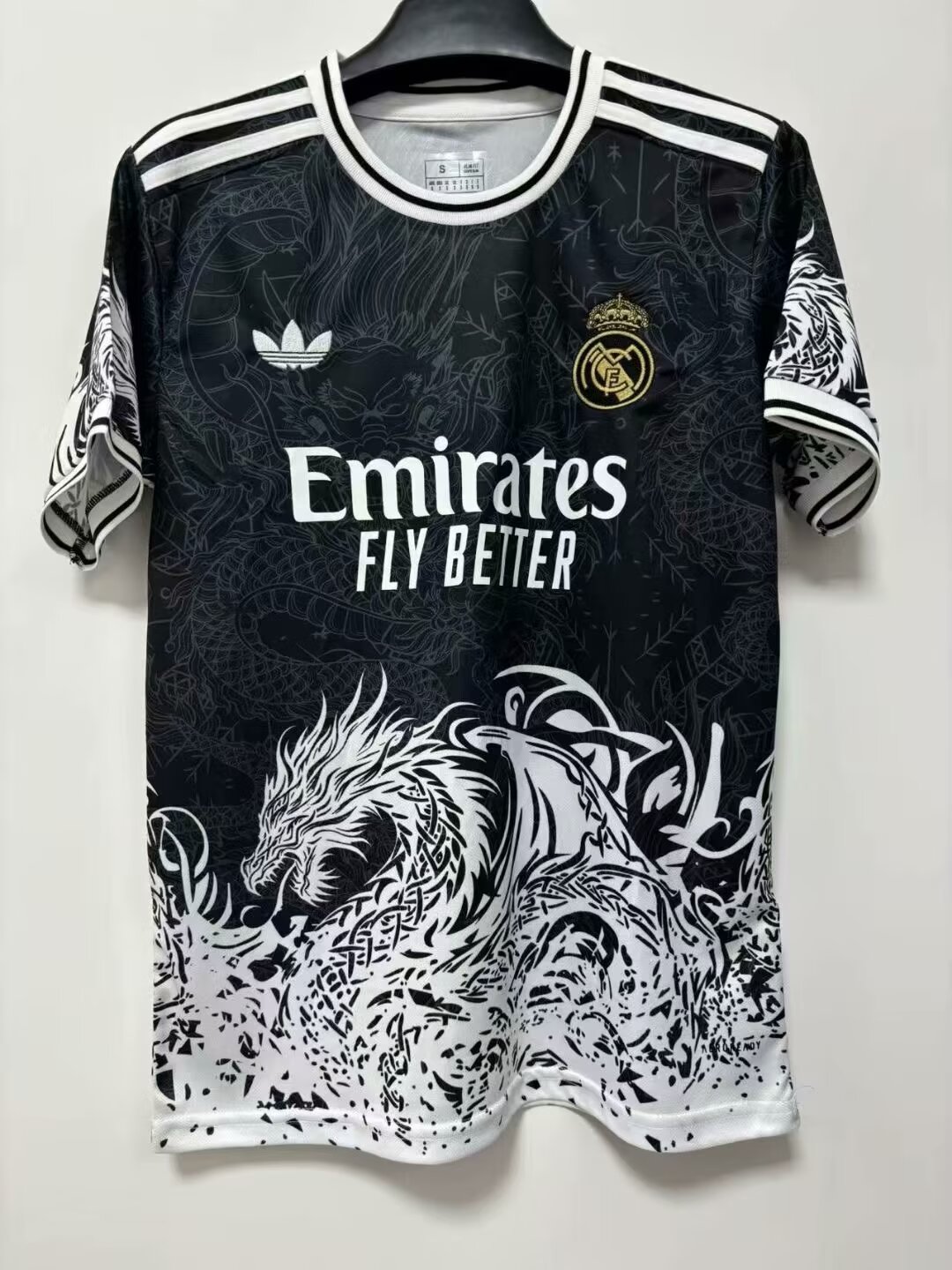 2025/2026 Real Madrid White Dragon Round Neck Football Jersey 1:1 Thai Quality