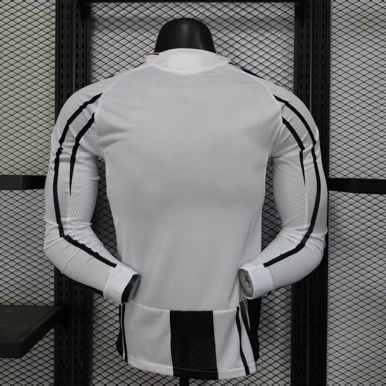 2025/2026 Long Sleeve Player Version Juventus Home Football Shirt 1:1 Thai Quality