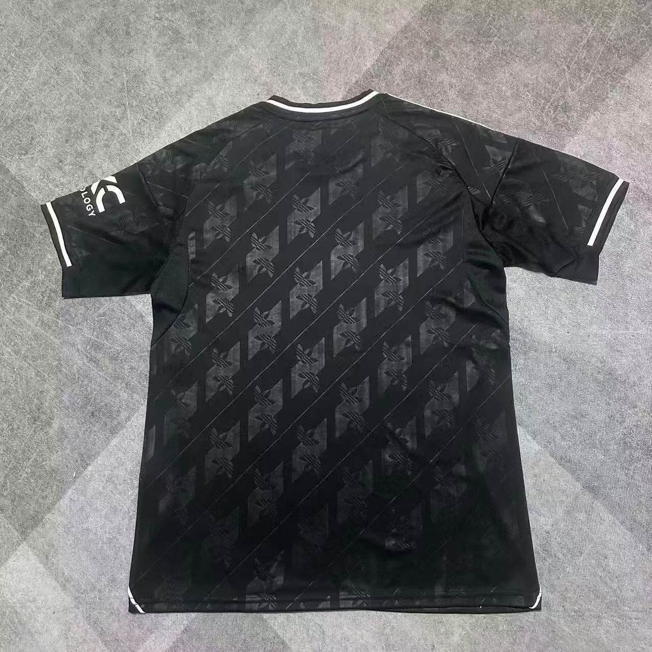 2025/2026 Manchester United Special Edition Black And White Football Jersey 1:1 Thai quality
