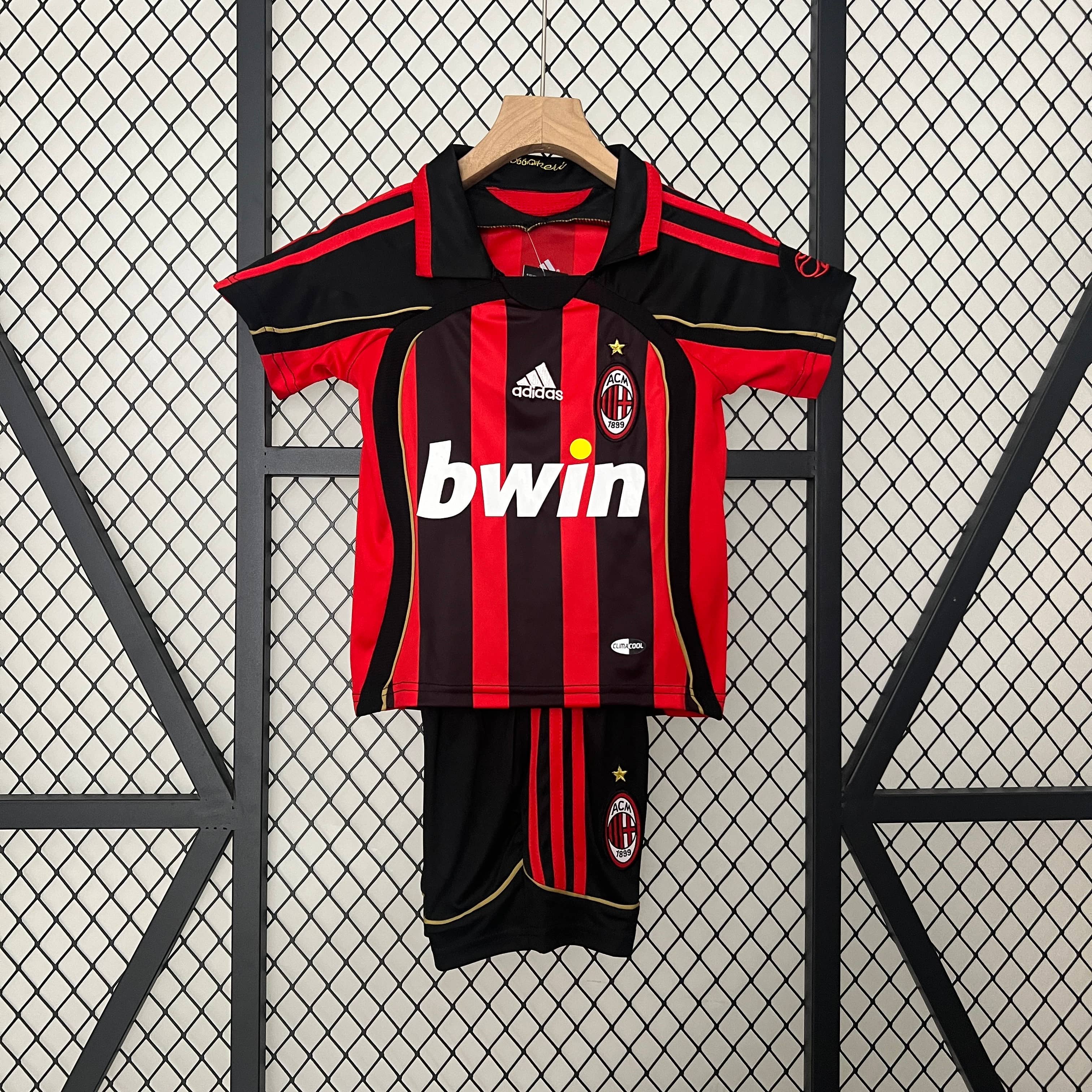 2006/2007 Retro AC Milan Home Football Shirt 1:1 Thai Quality Kids Size