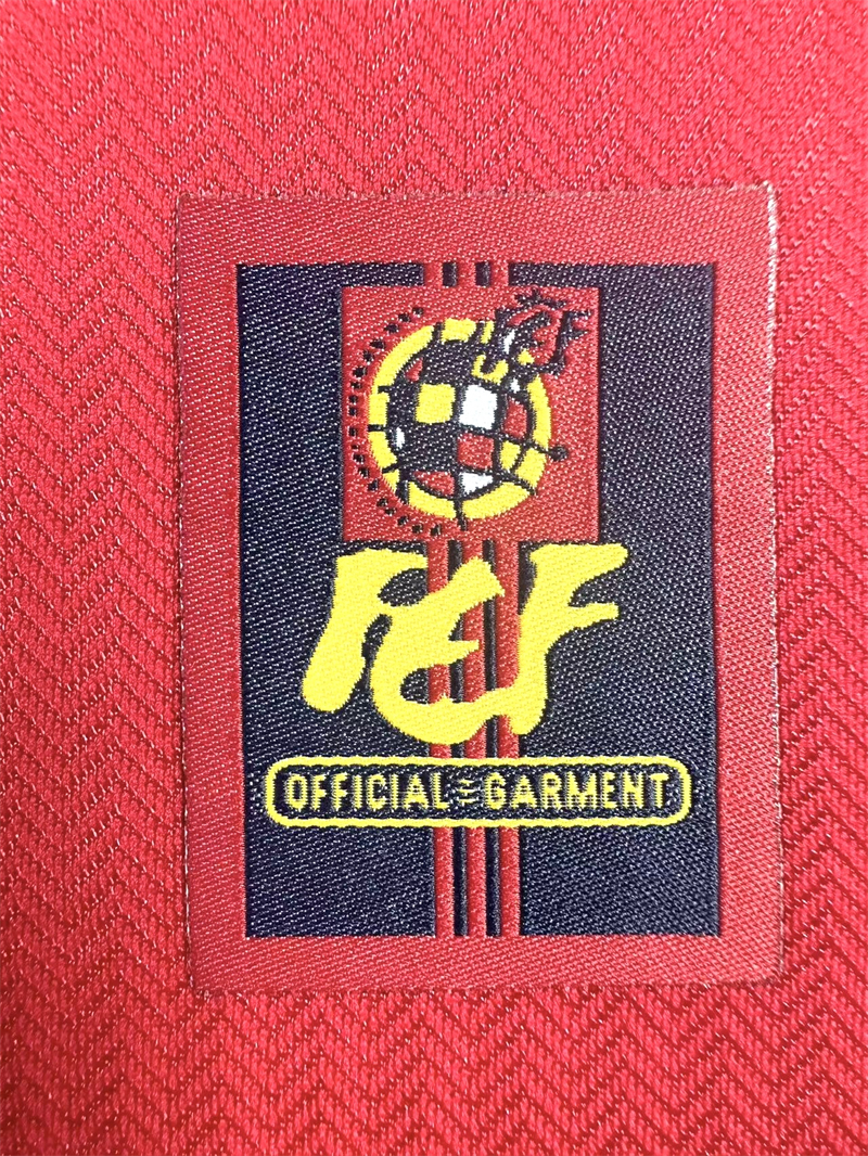 1998 Retro Spain Home Soccer Shirt 1:1 Thai Quality