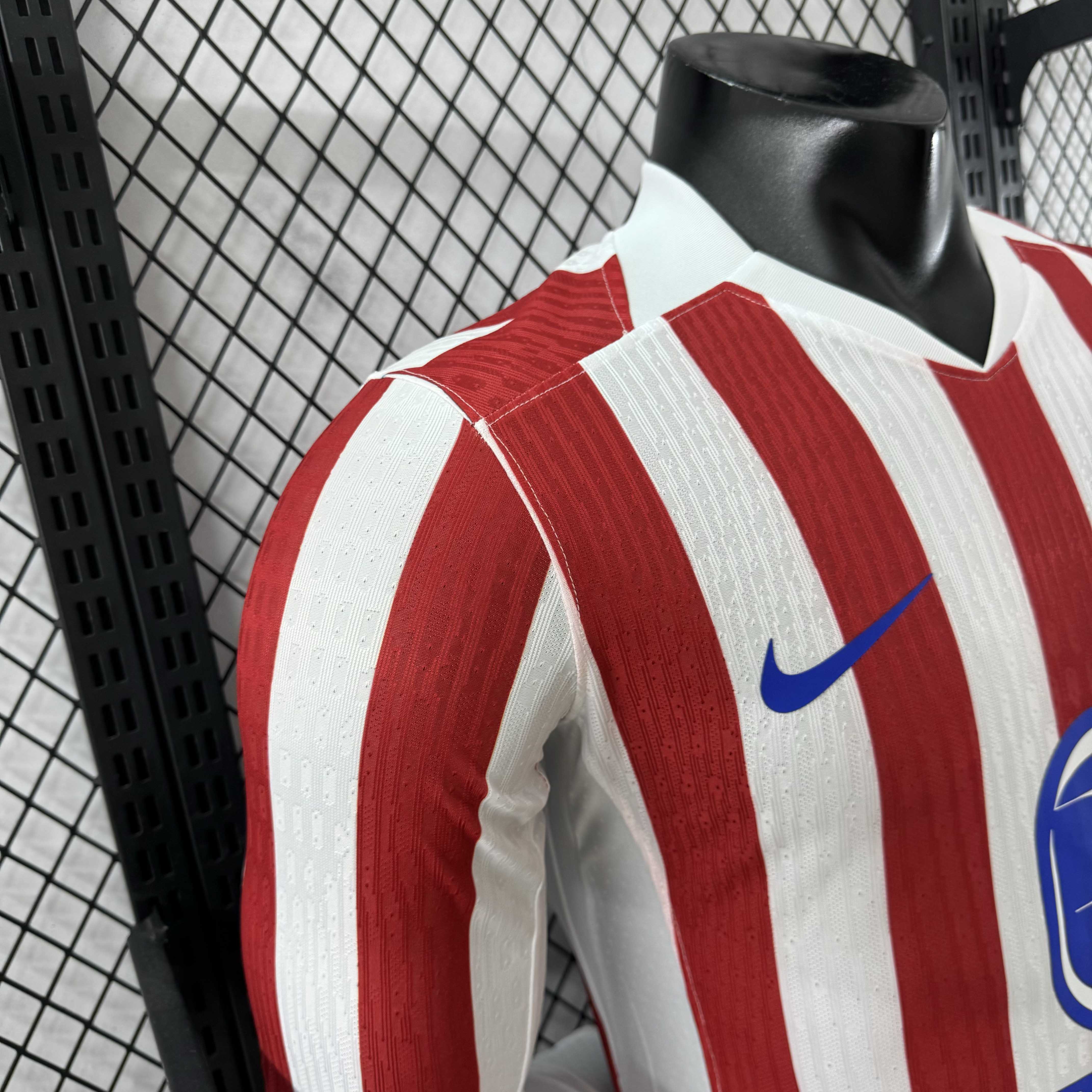 2025/2026 Player Version Atletico Madrid Home Long Sleeve 1:1 Thai Quality