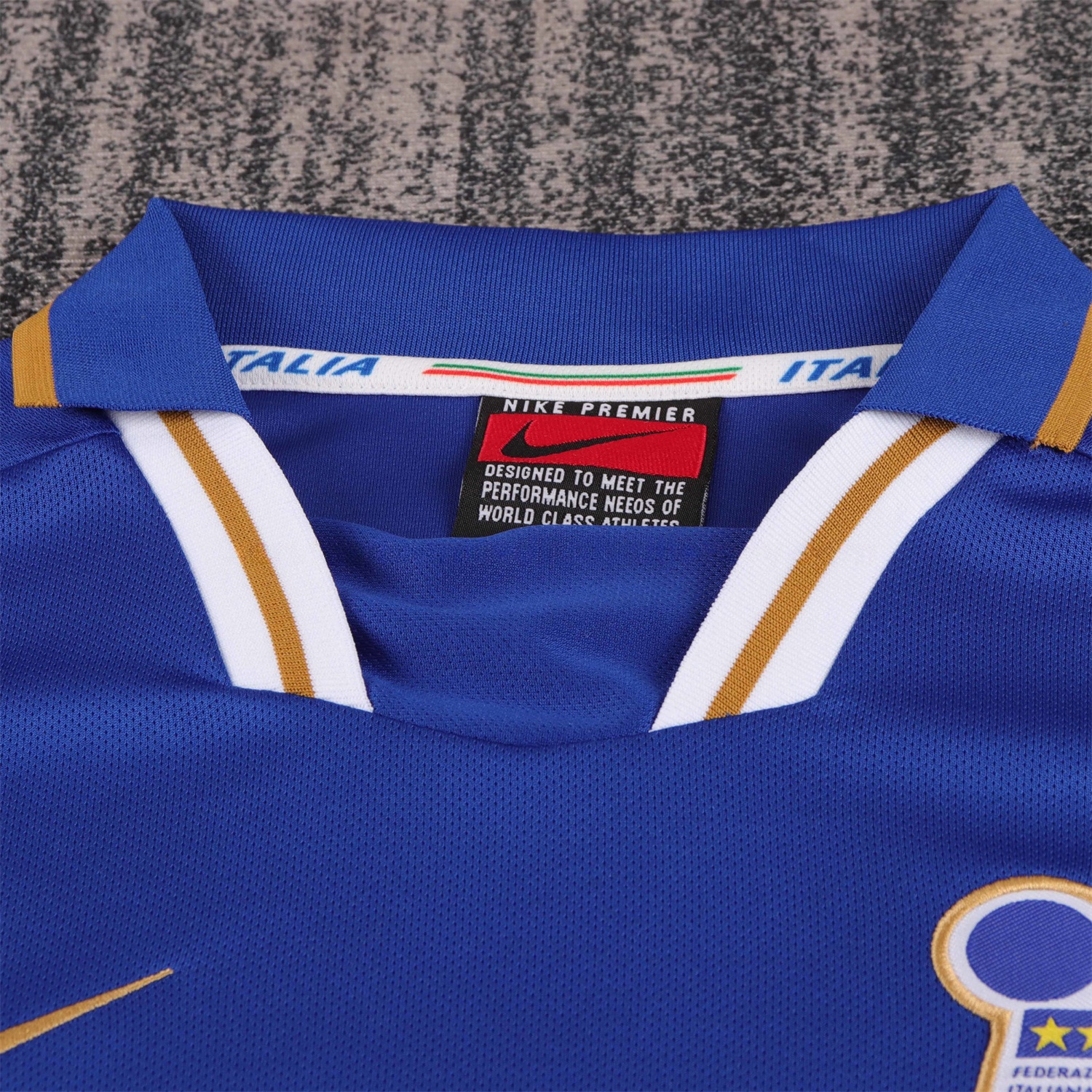 Retro Italy 1996 Home Kids Kit - UnitedFutballJersey