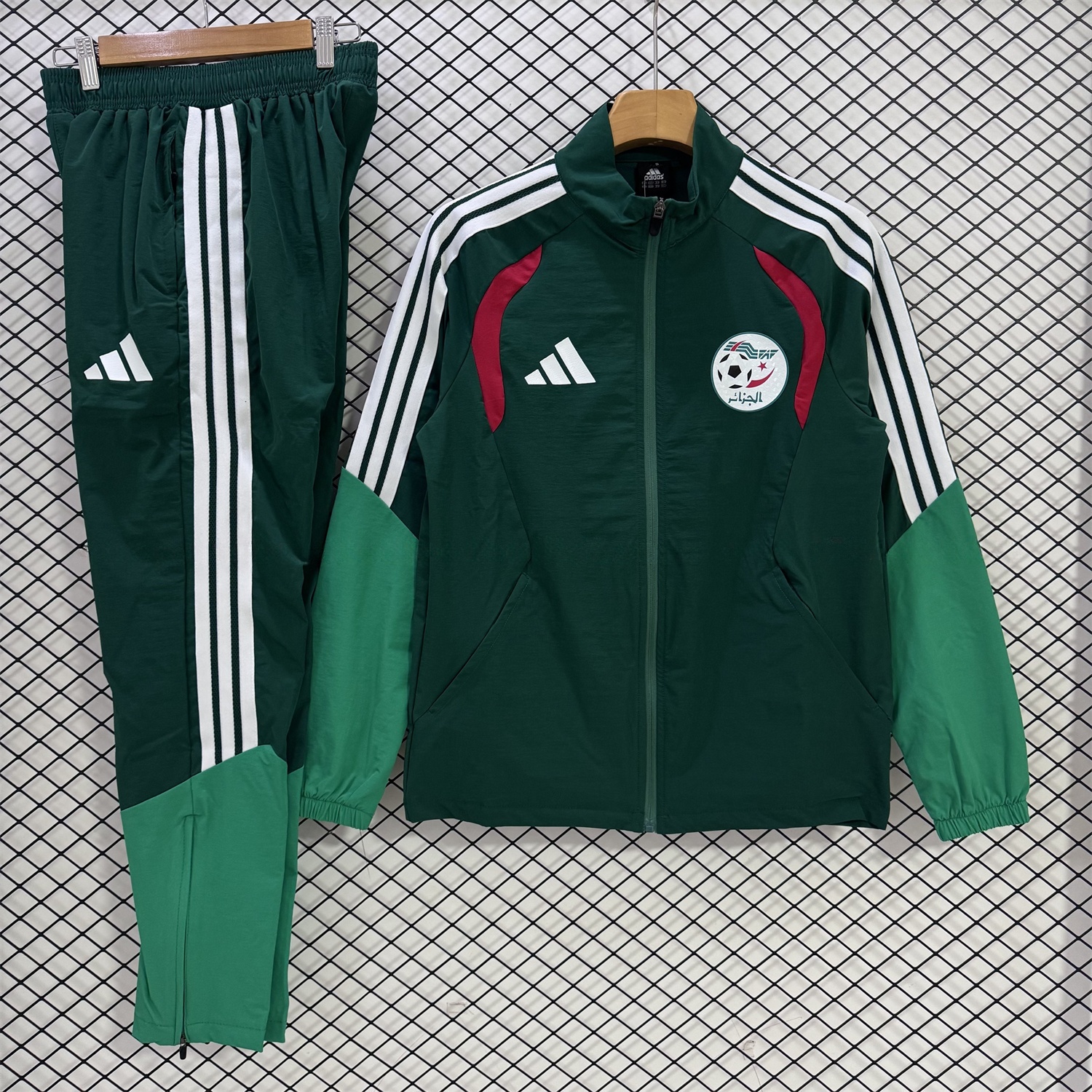 Algeria 2026 Windbreaker Training Set - Deep Green Top and Pants - UnitedFutballJersey