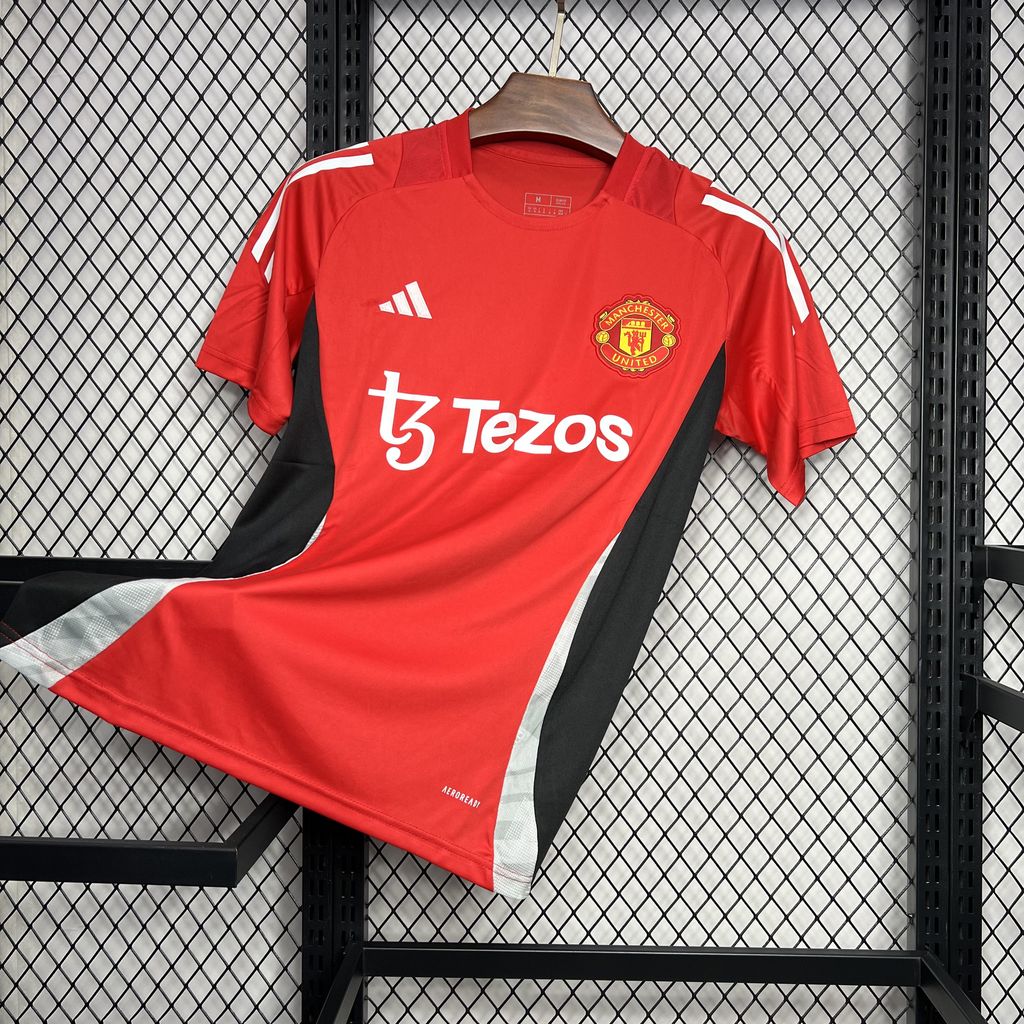 2024/2025 Manchester United Red Pre-match training Jersey 1:1 Thai Quality