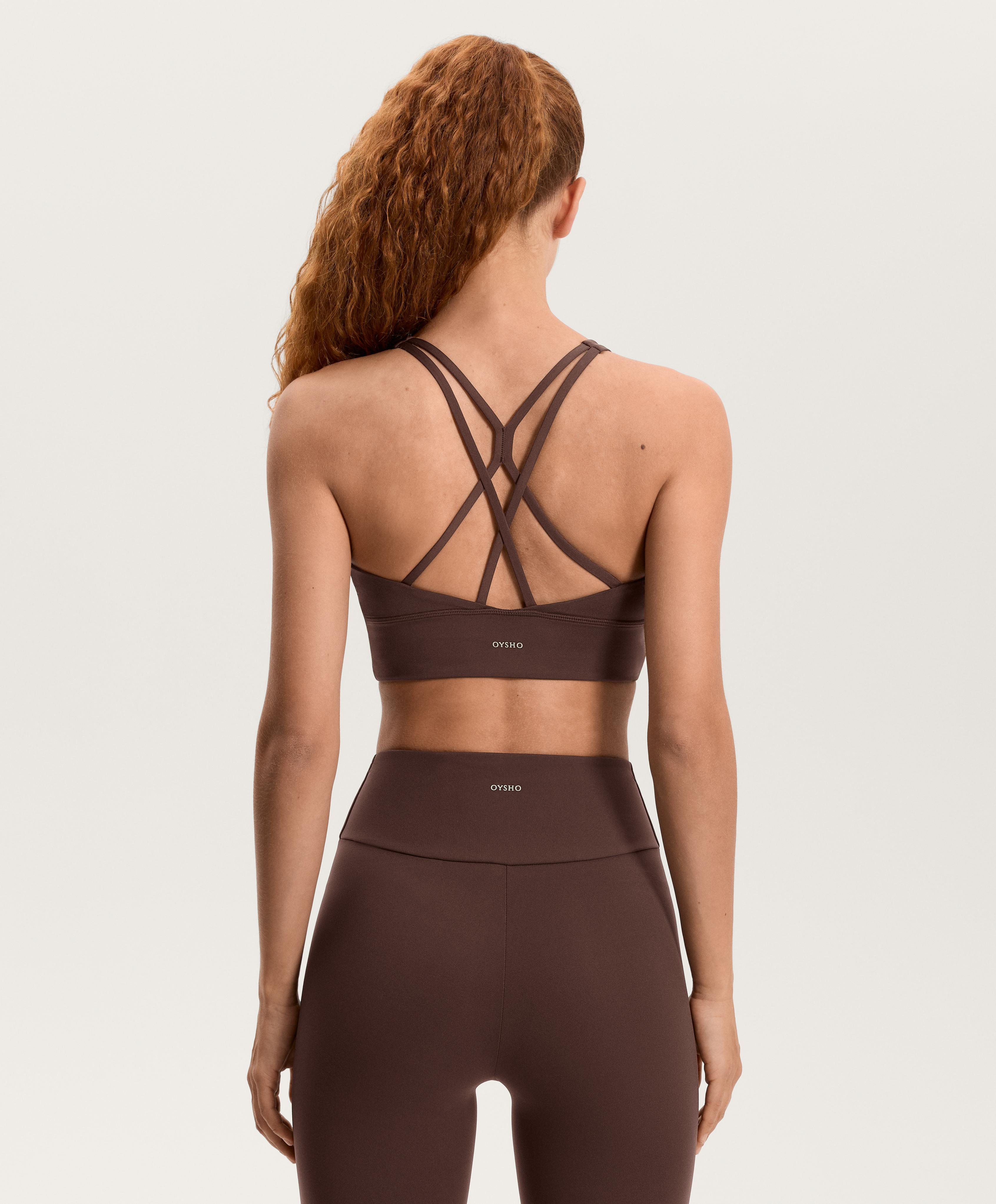 Comfortlux medium support sports bra with cups