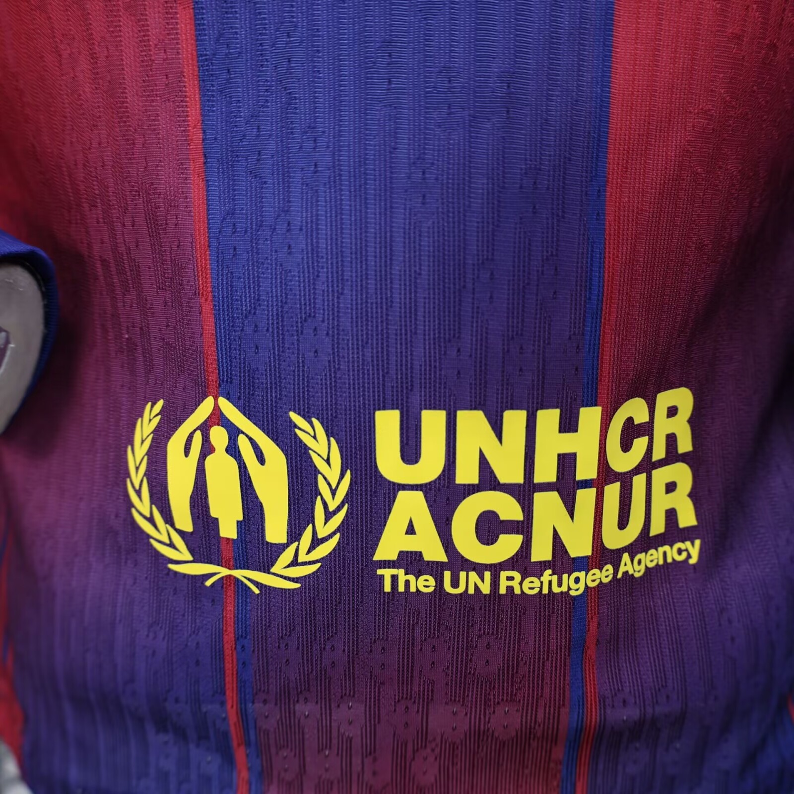 2025/2026 Long Sleeve Player Version Barcelona Home Football Jersey 1:1 Thai quality