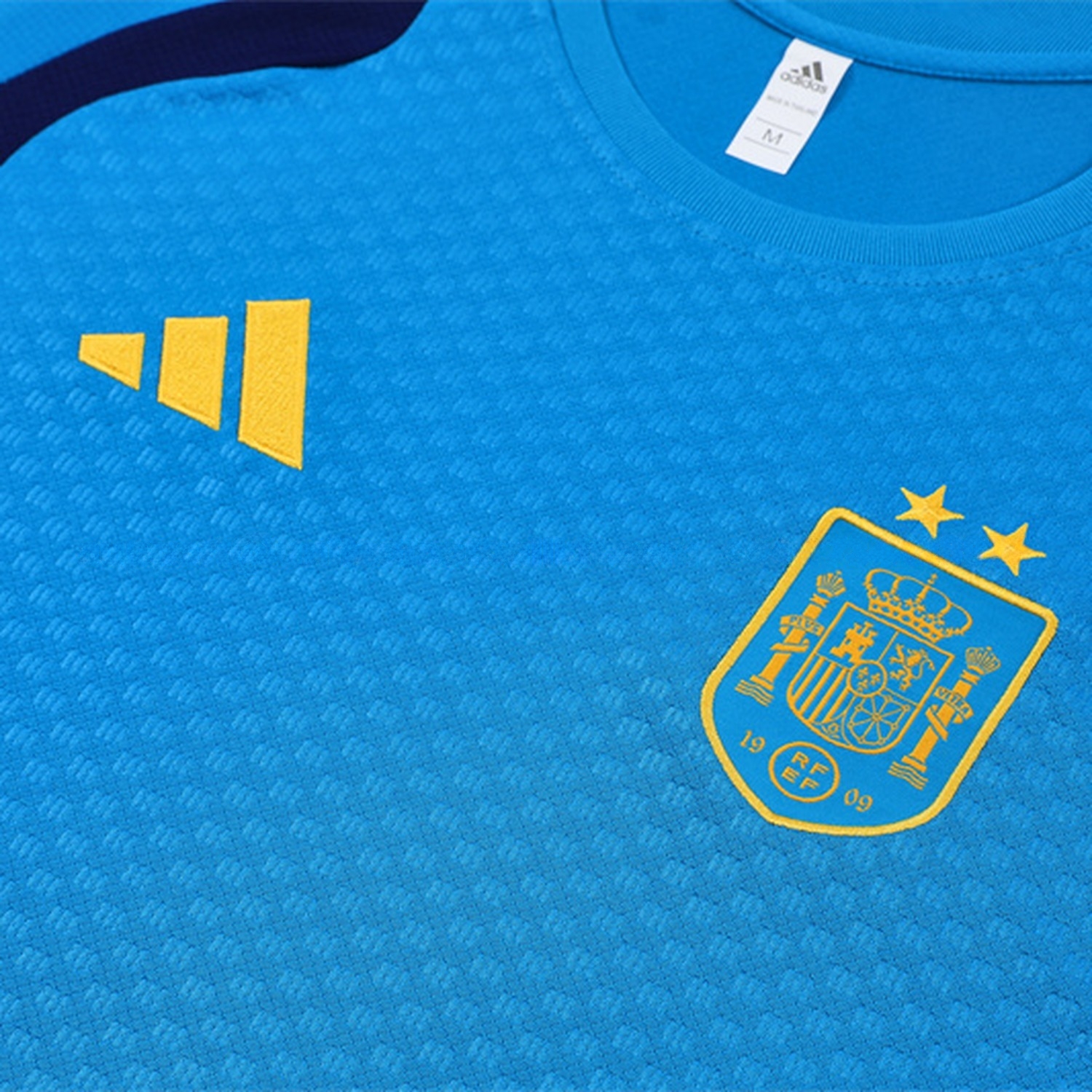 Spain 2026 Kids Short-Sleeve Training Set - Lake Blue Top & Deep Blue Shorts - UnitedFutballJersey