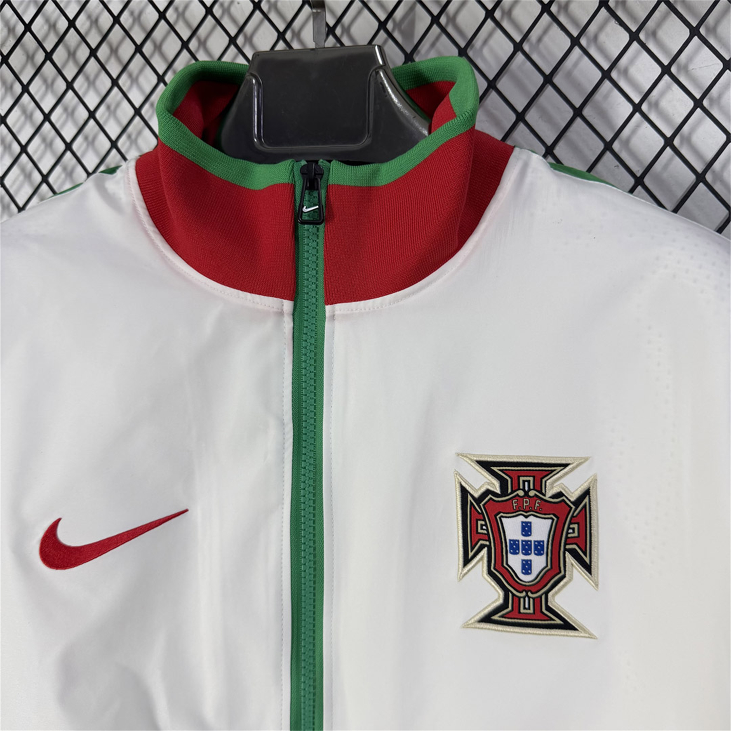 Retro Portugal 2010-11 White Windbreaker - UnitedFutballJersey