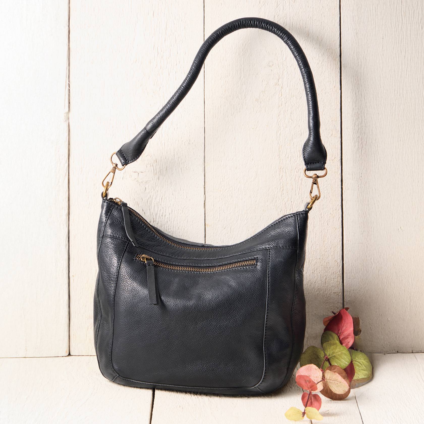 Uptown Leather Bag, Black, Top Zip, Interior Pockets - Northstyle Catalog