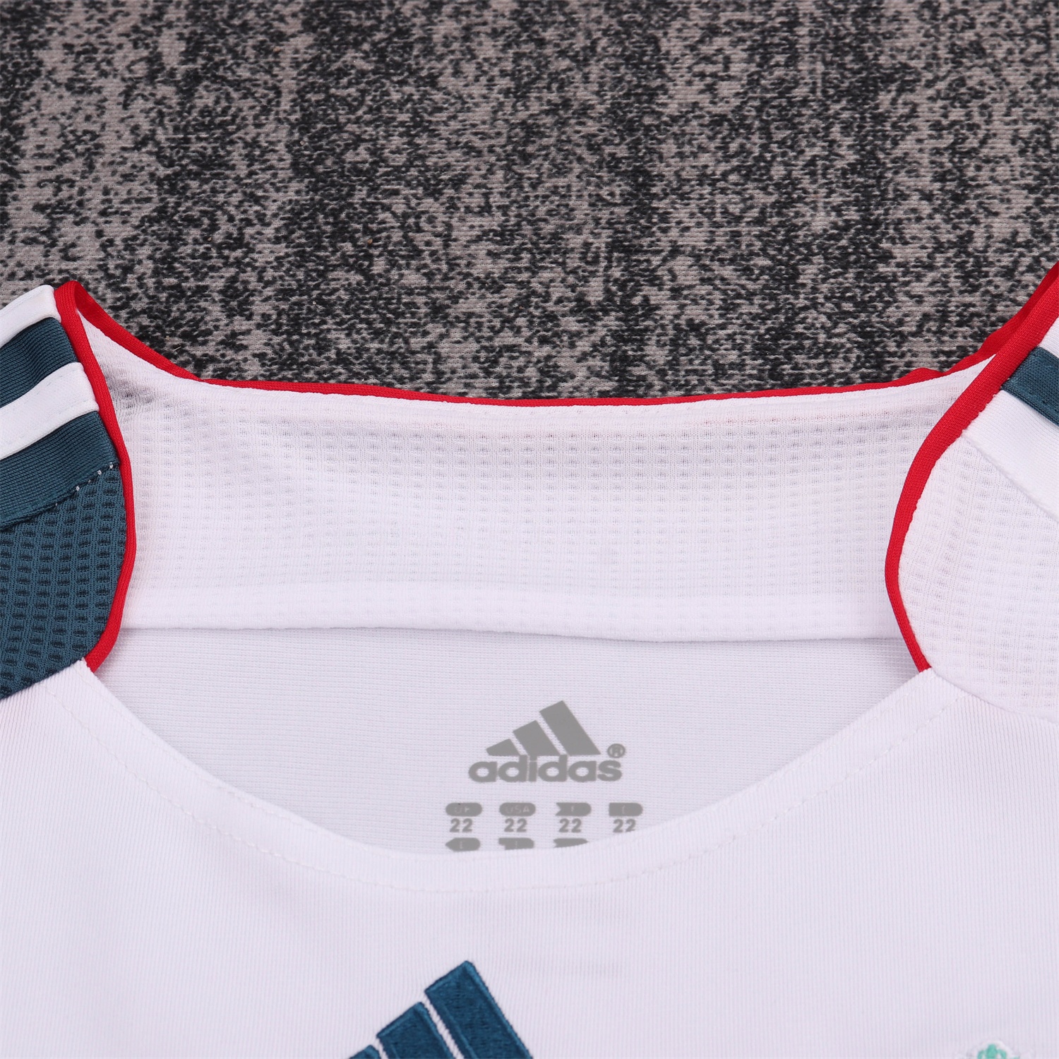 Retro Liver.pool 2006-08 Away Kids Kit - UnitedFutballJersey