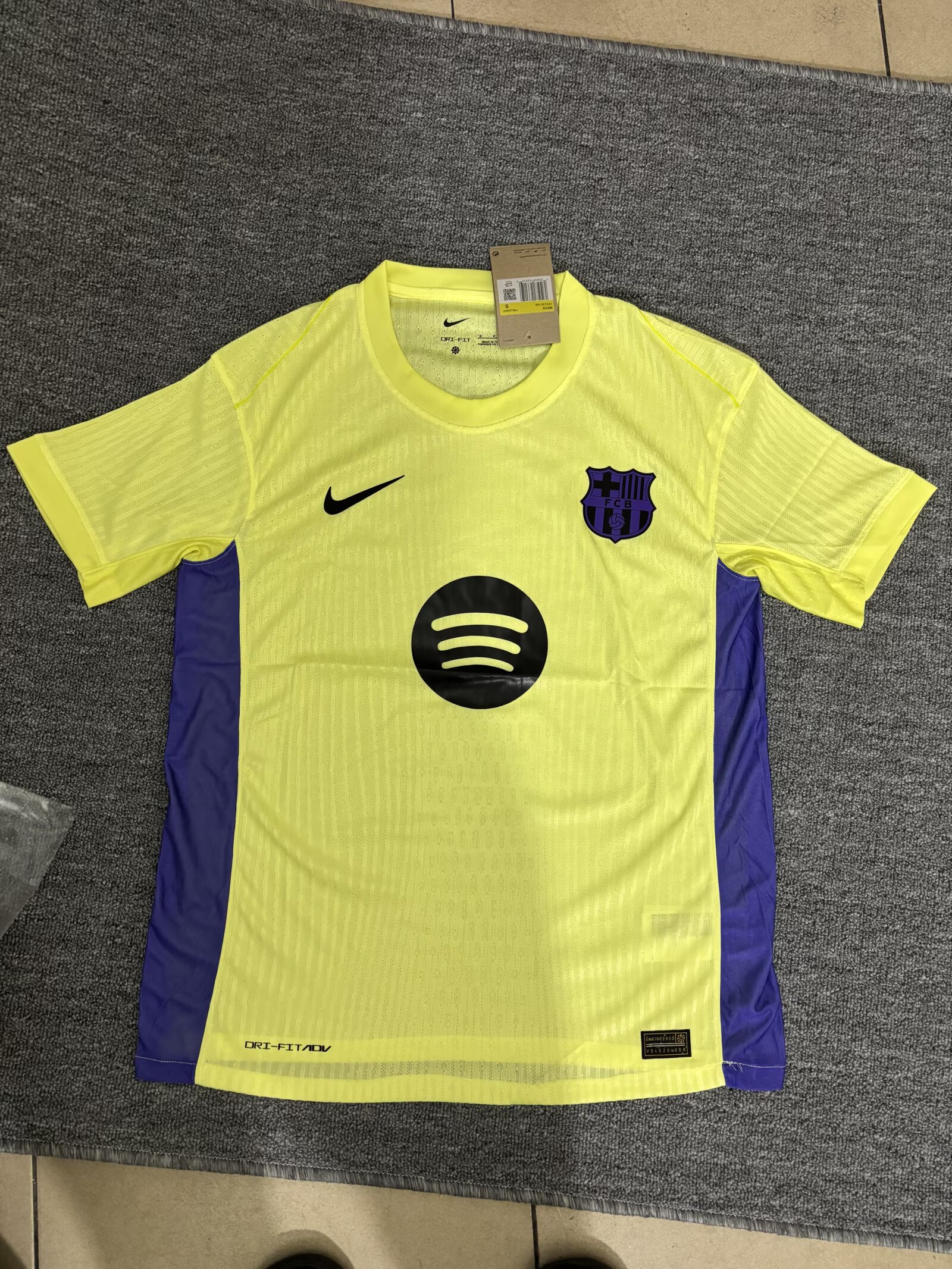 2025/2026 Barcelona Away Yellow Football Jersey 1:1 Thai Quality