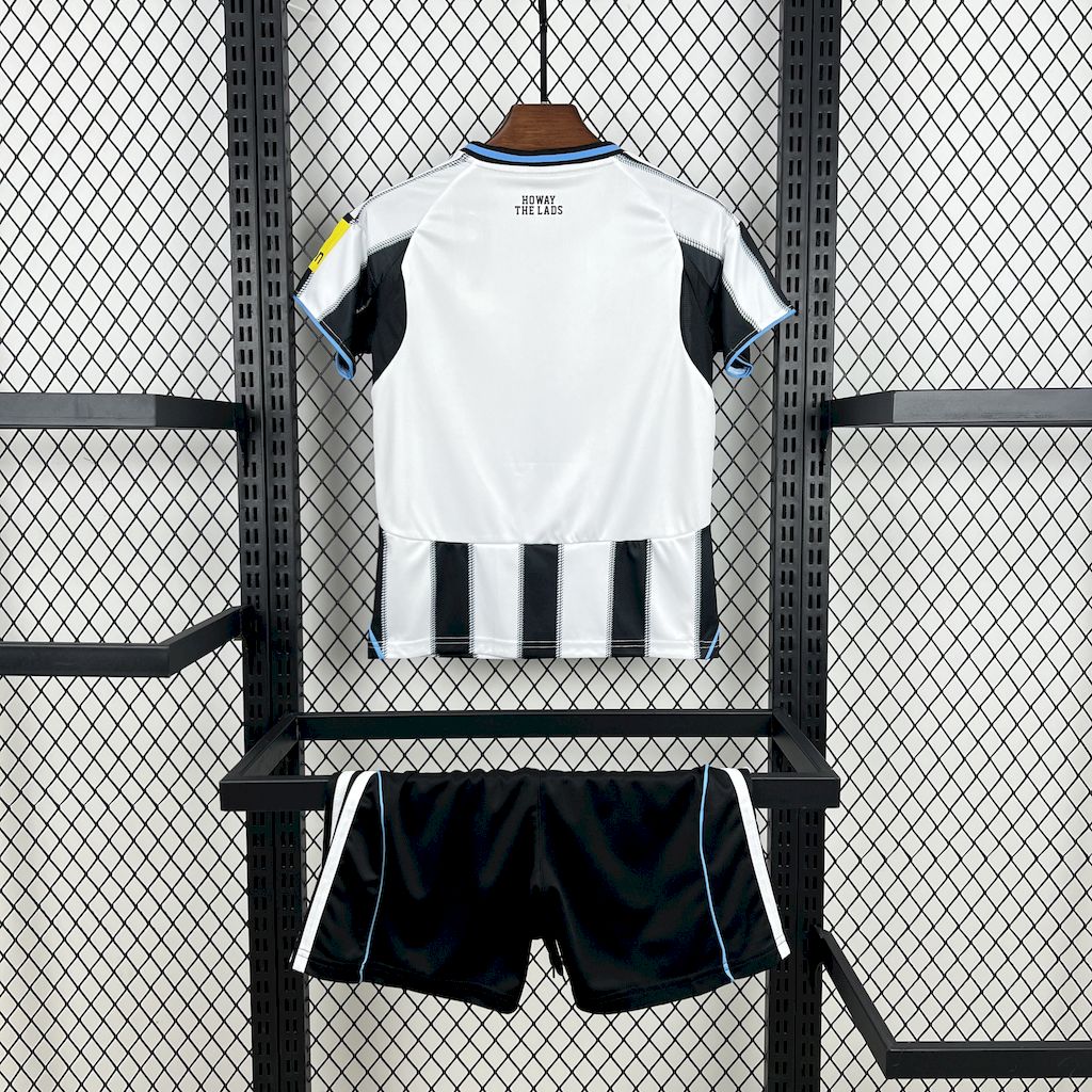 2025/2026 Newcastle United Home Football Jersey Shirt 1:1 Thai Quality Kids Size