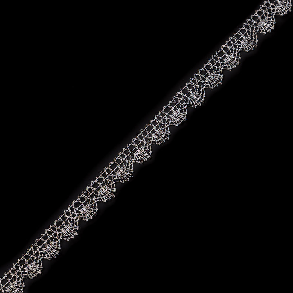 Metallic Gold Plastic Lace Trim - 0.875