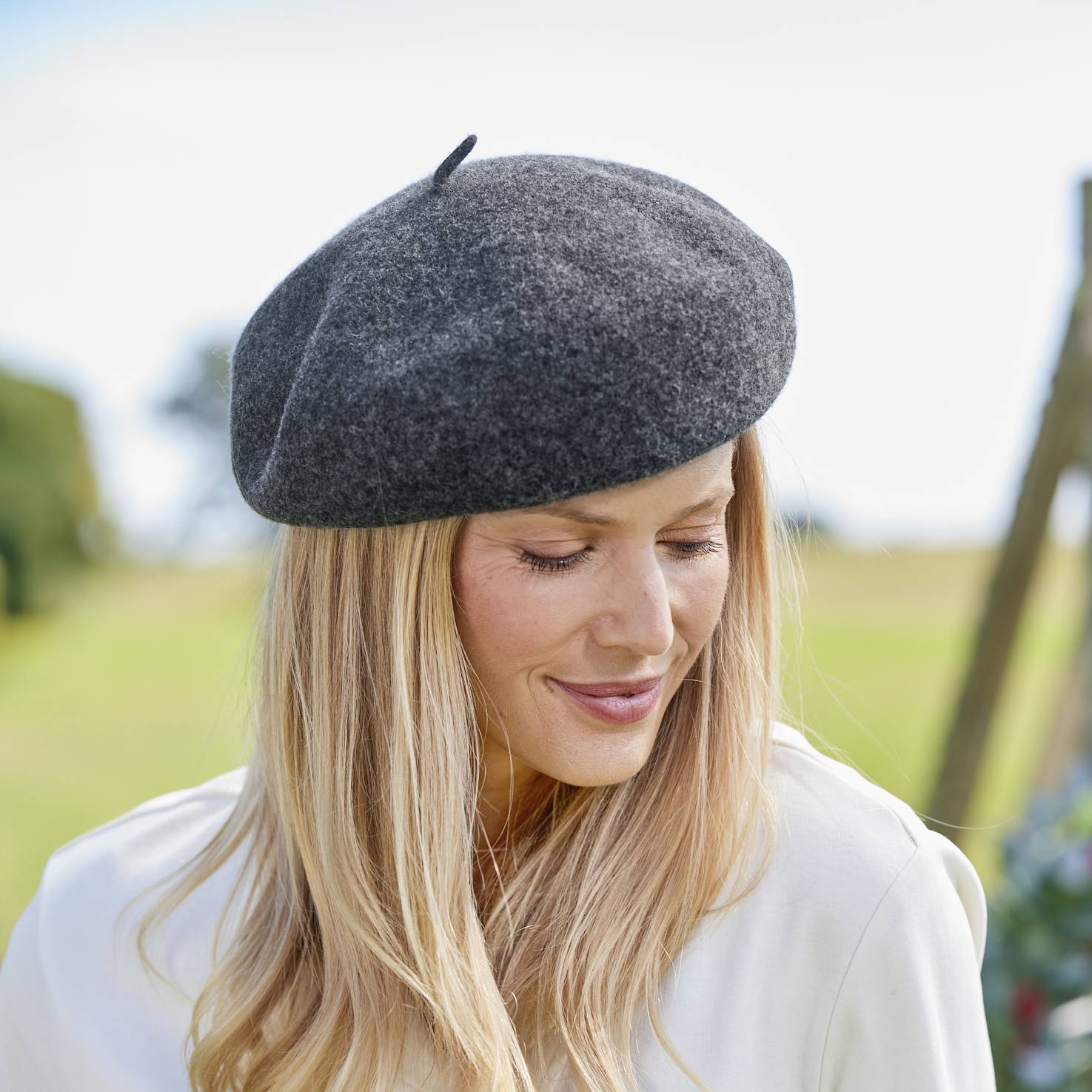 Classic Wool Beret, Soft, Warm, Timeless, and Versatile - Northstyle Catalog