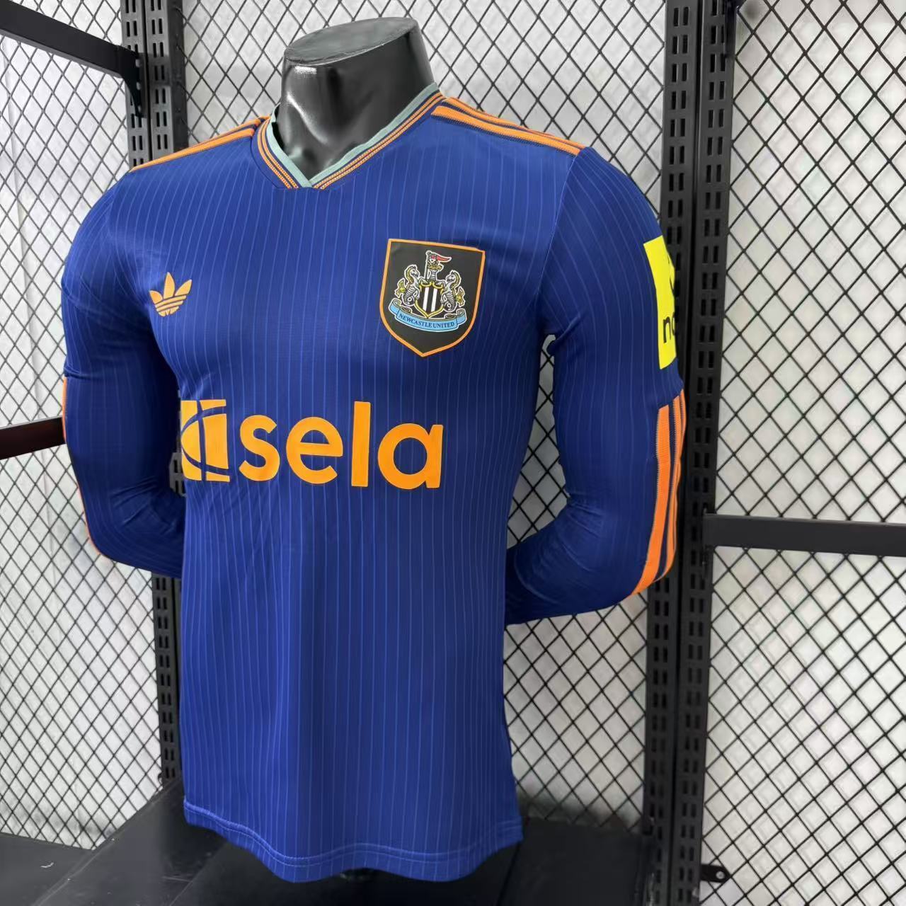 2025/2026 Long Sleeve Player Version Newcastle United Third Away Football Jersey 1:1 Thai Quality