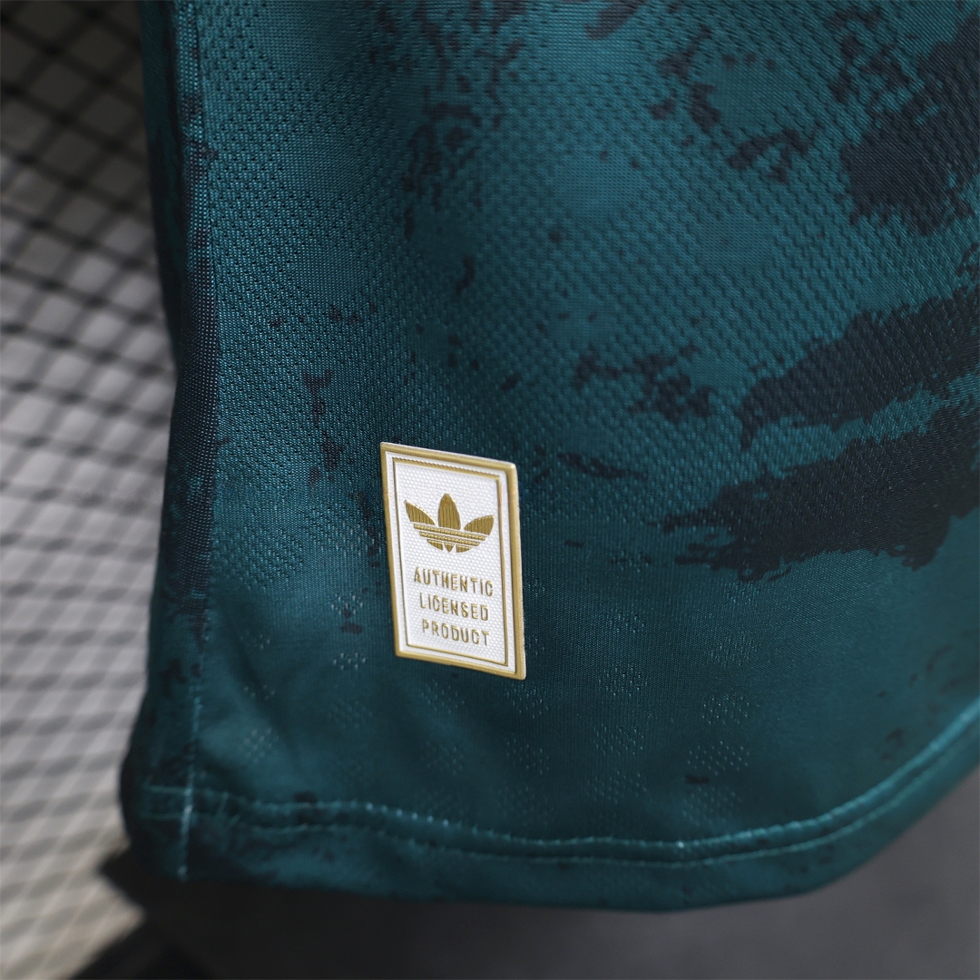 Manchester United 26-27 Devil Green Gold Special Jersey - Player Version - UnitedFutballJersey