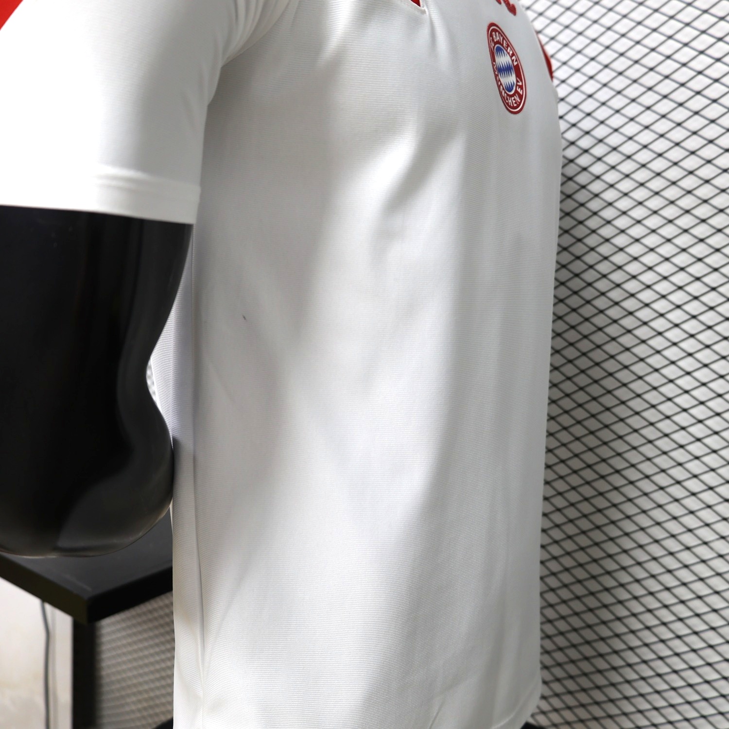 Bayern Munich 26-27 Retro Style Casual White Jersey - Player Version - UnitedFutballJersey