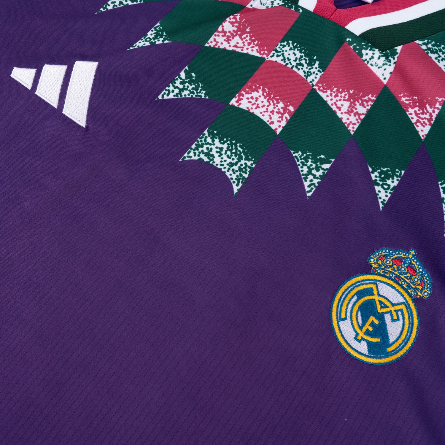 Real Madrid 26-27 Retro Style Short-Sleeve Training Set - Purple Top & Purple Shorts - UnitedFutballJersey