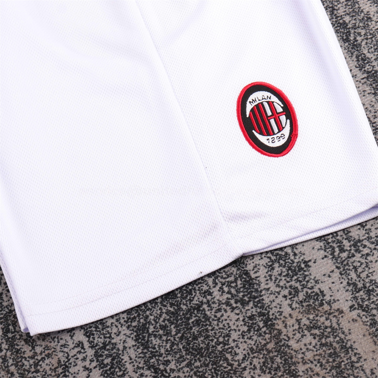 Retro AC Milan 1996-97 Home Kids Kit - UnitedFutballJersey